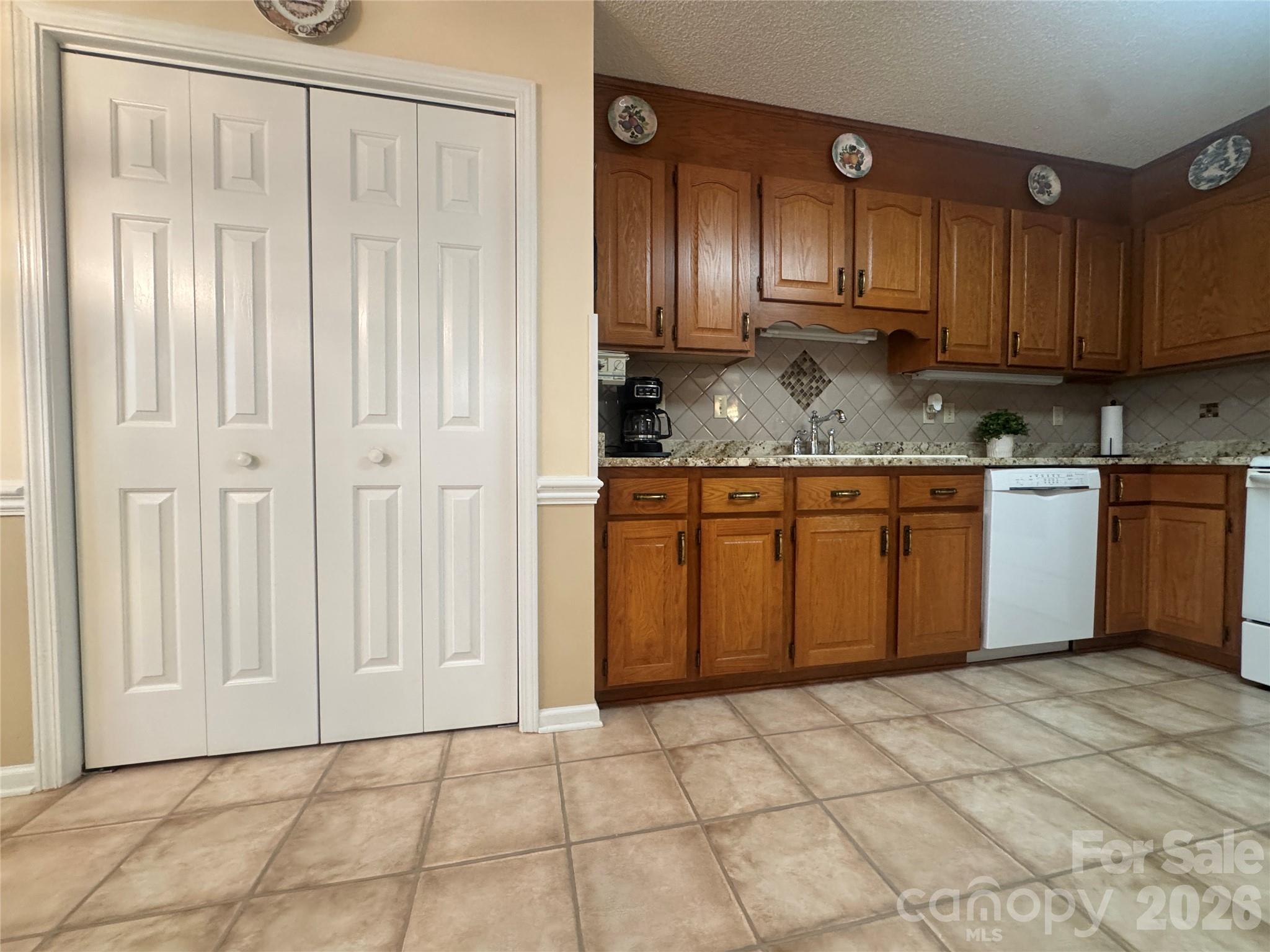 Single Family Residence at 107 Tremont Drive, Salisbury, photo 12 of 28