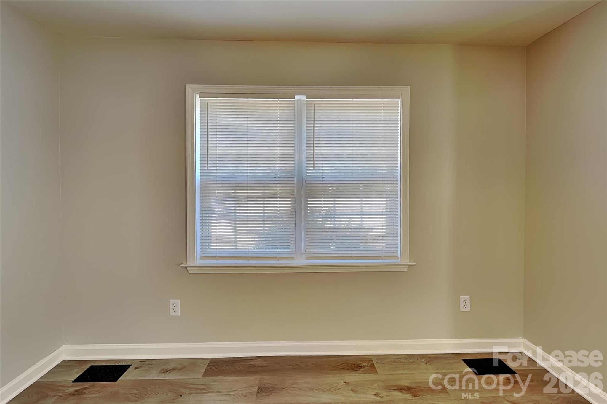 Single Family Residence at 2554 Scott Street, Kannapolis, photo 4 of 17