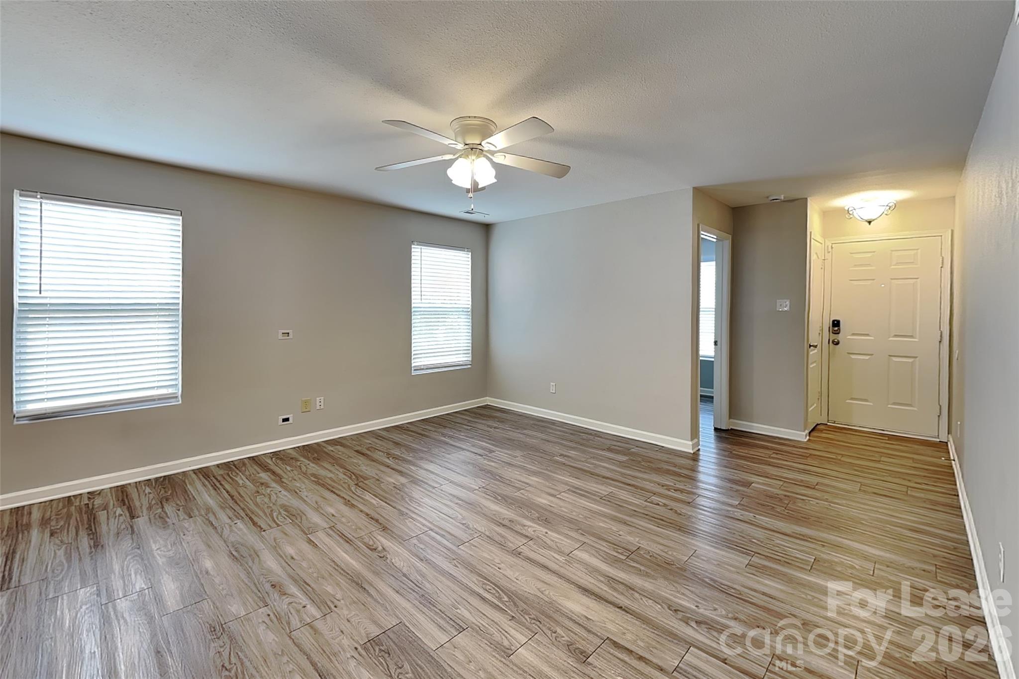 Single Family Residence at 4201 Kellybrook Drive, Concord, photo 2 of 15