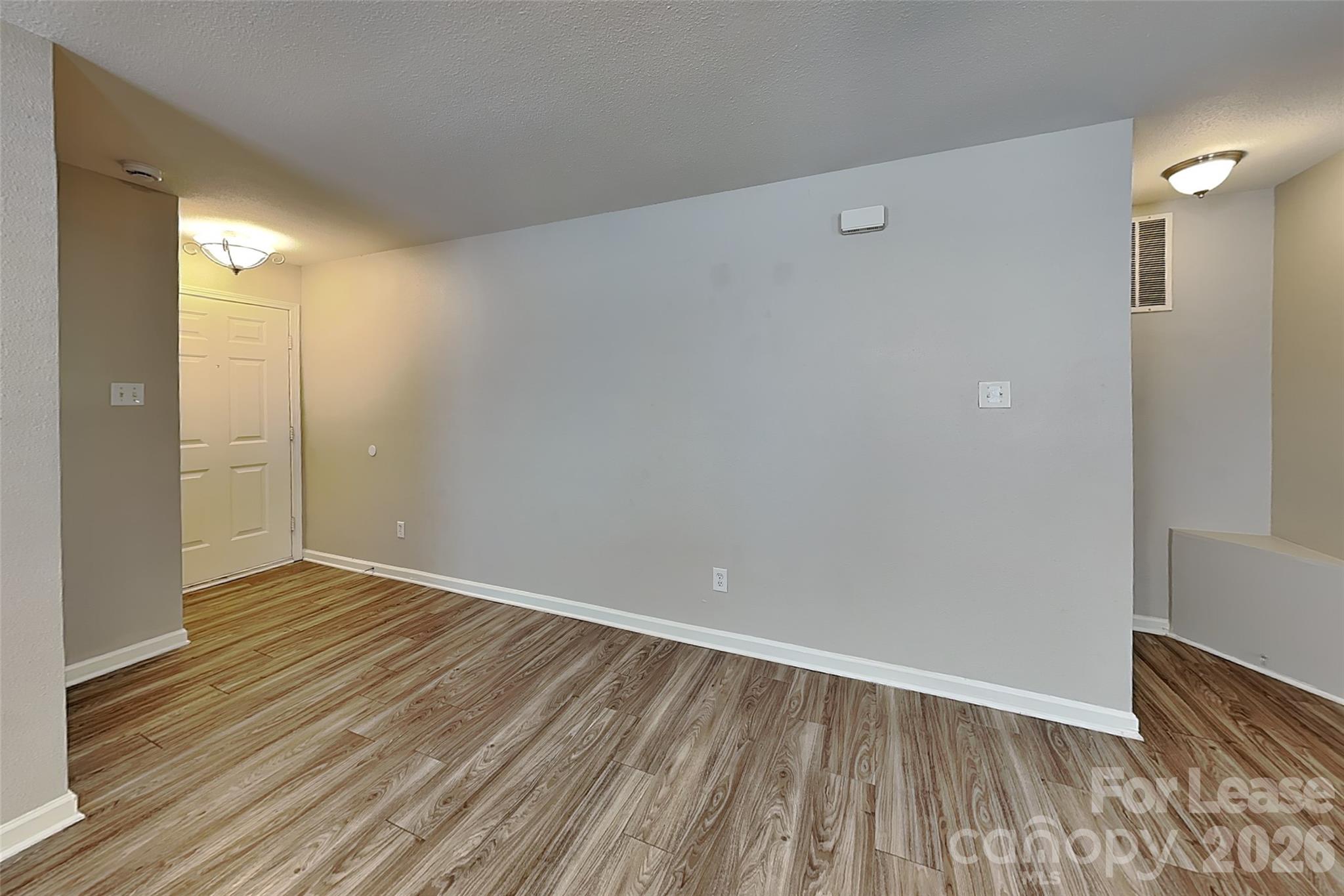 Single Family Residence at 4201 Kellybrook Drive, Concord, photo 4 of 15