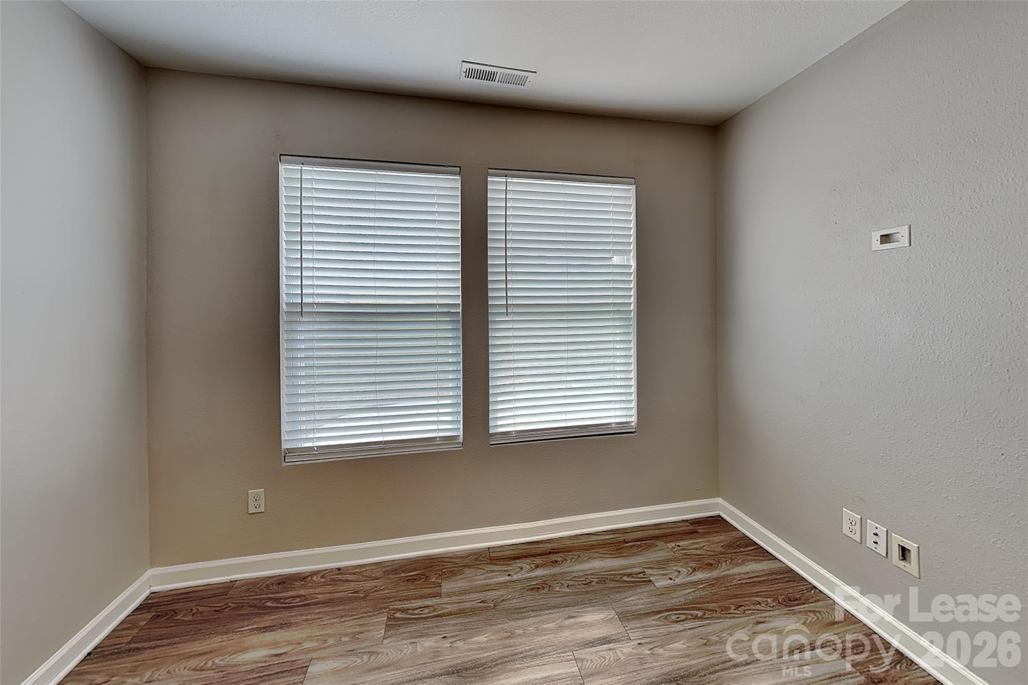 Single Family Residence at 4201 Kellybrook Drive, Concord, photo 7 of 15