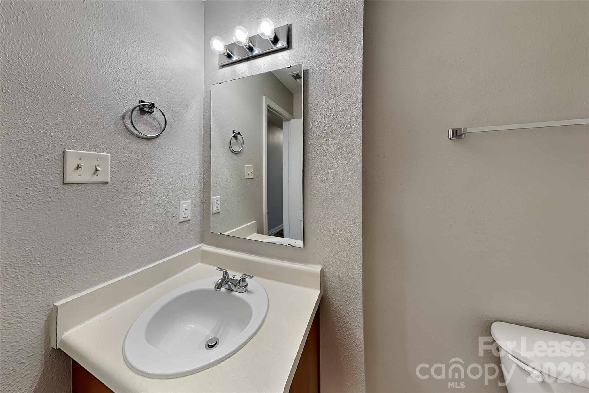Single Family Residence at 4201 Kellybrook Drive, Concord, photo 9 of 15