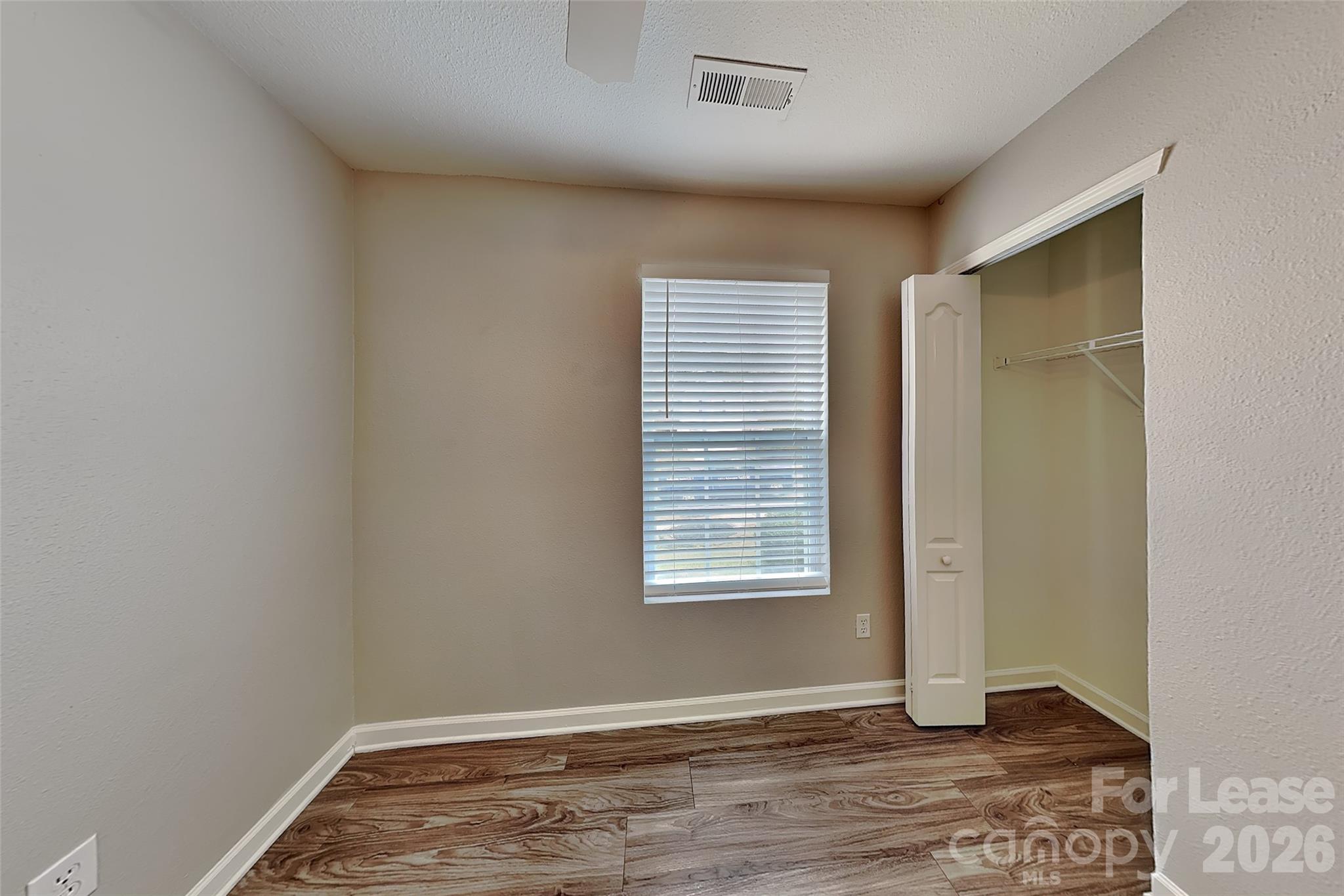 Single Family Residence at 4201 Kellybrook Drive, Concord, photo 11 of 15