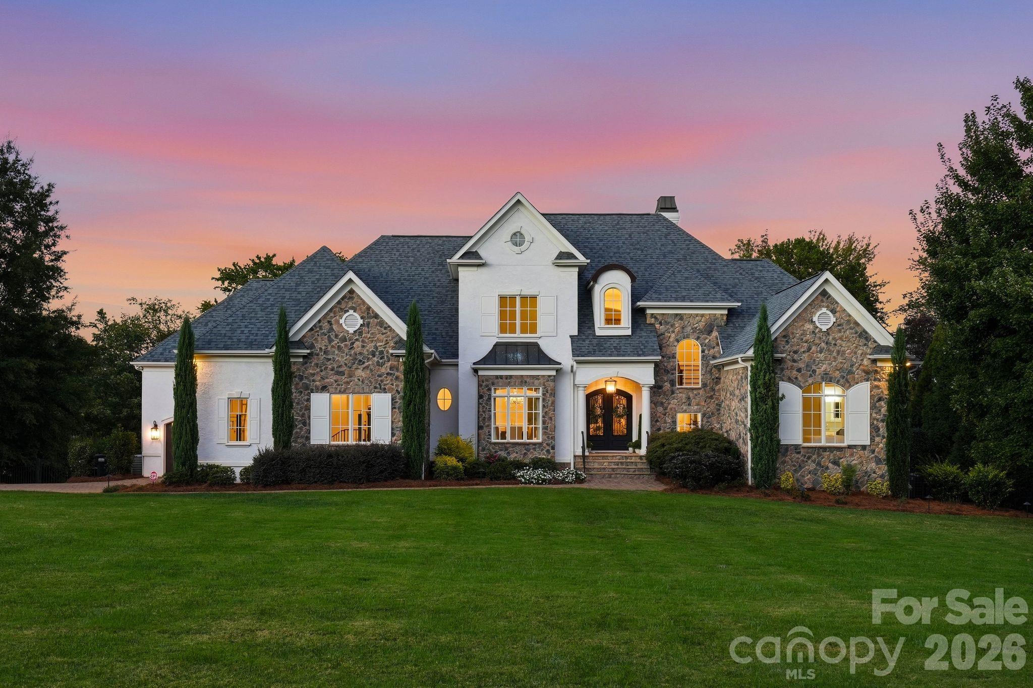 Single Family Residence at 114 Cape Cod Way, Mooresville