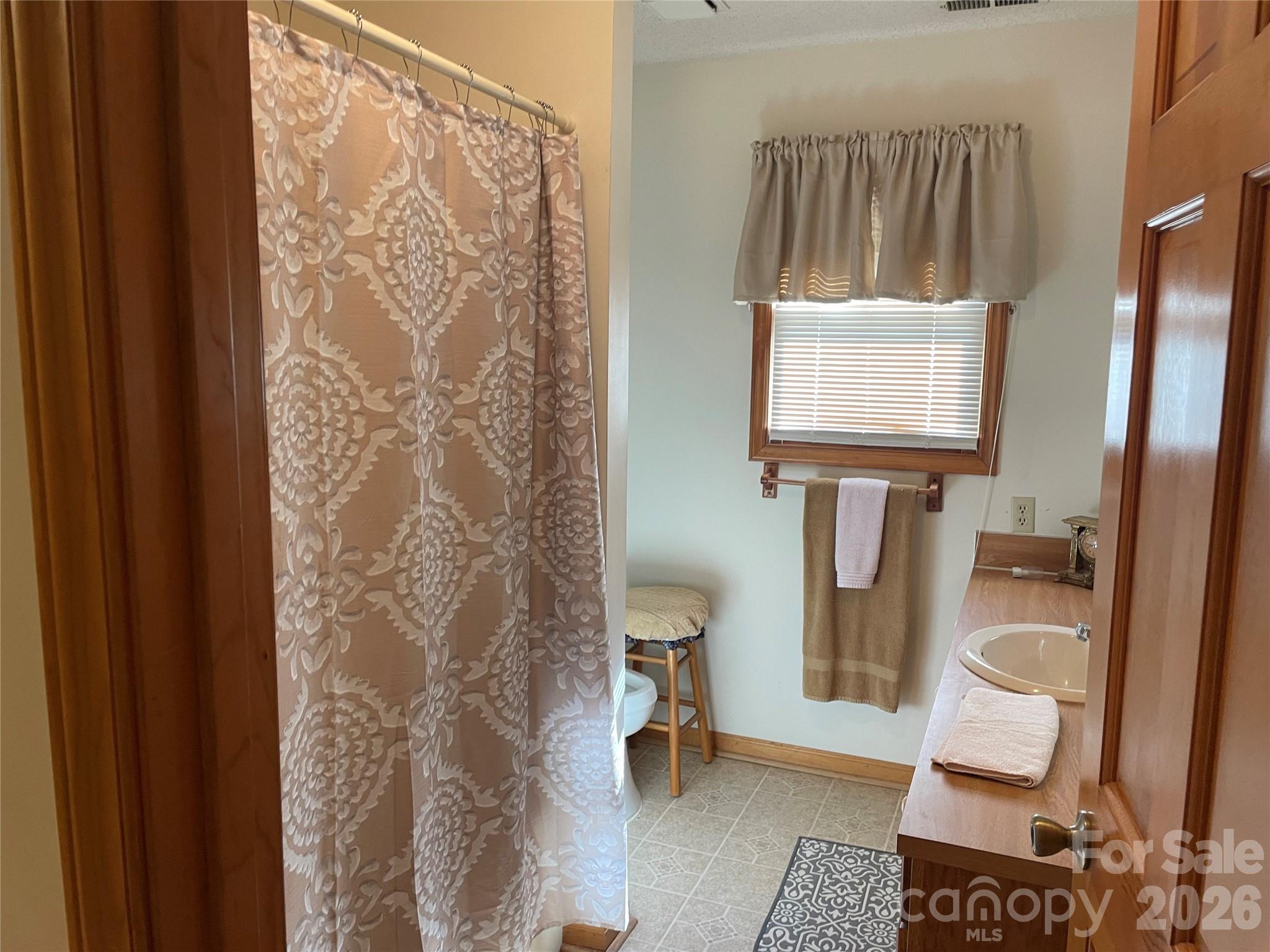 Single Family Residence at 3512 Goodson Road, Maiden, photo 14 of 25
