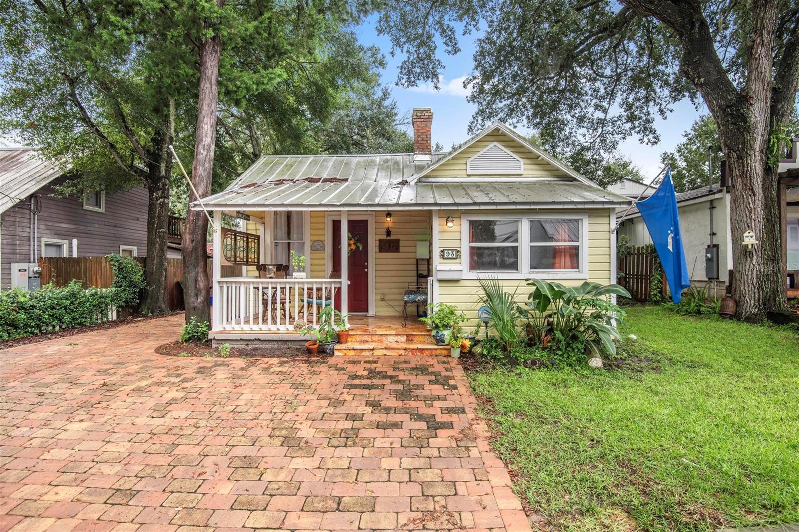 93 LINCOLN ST