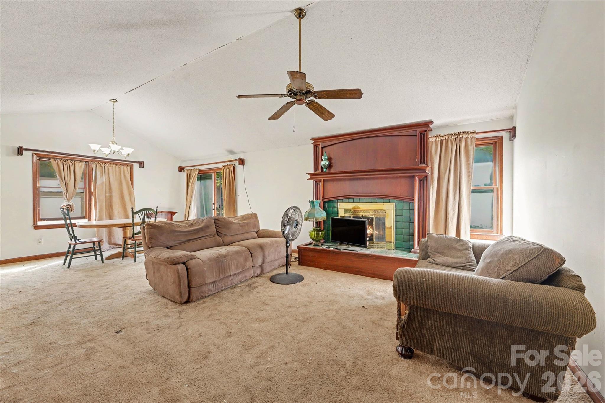 Single Family Residence at 7822 Deer Track Drive, Denver, photo 6 of 28