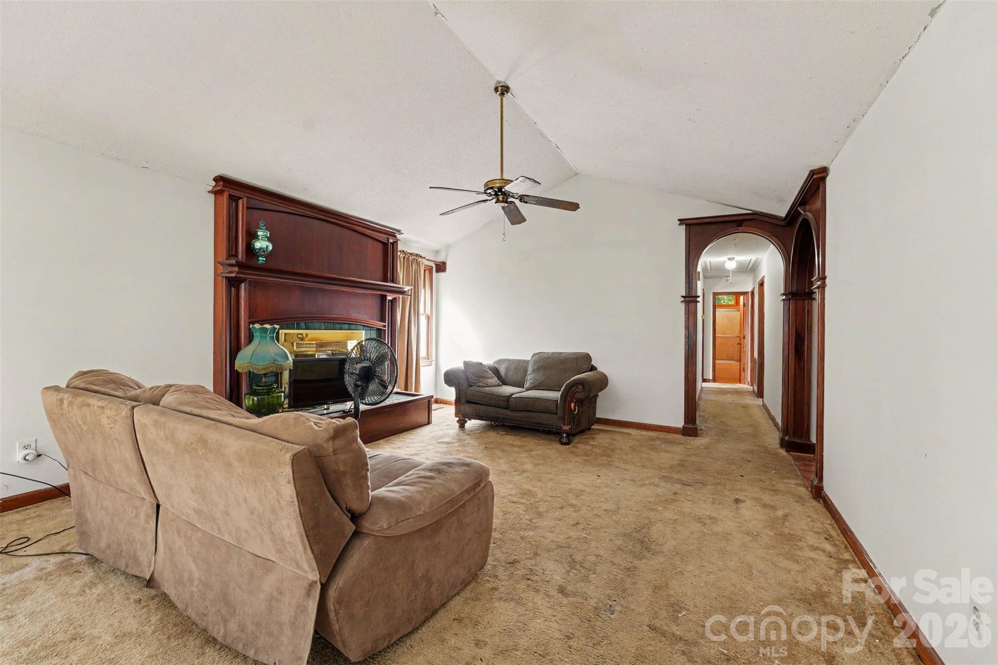 Single Family Residence at 7822 Deer Track Drive, Denver, photo 8 of 28