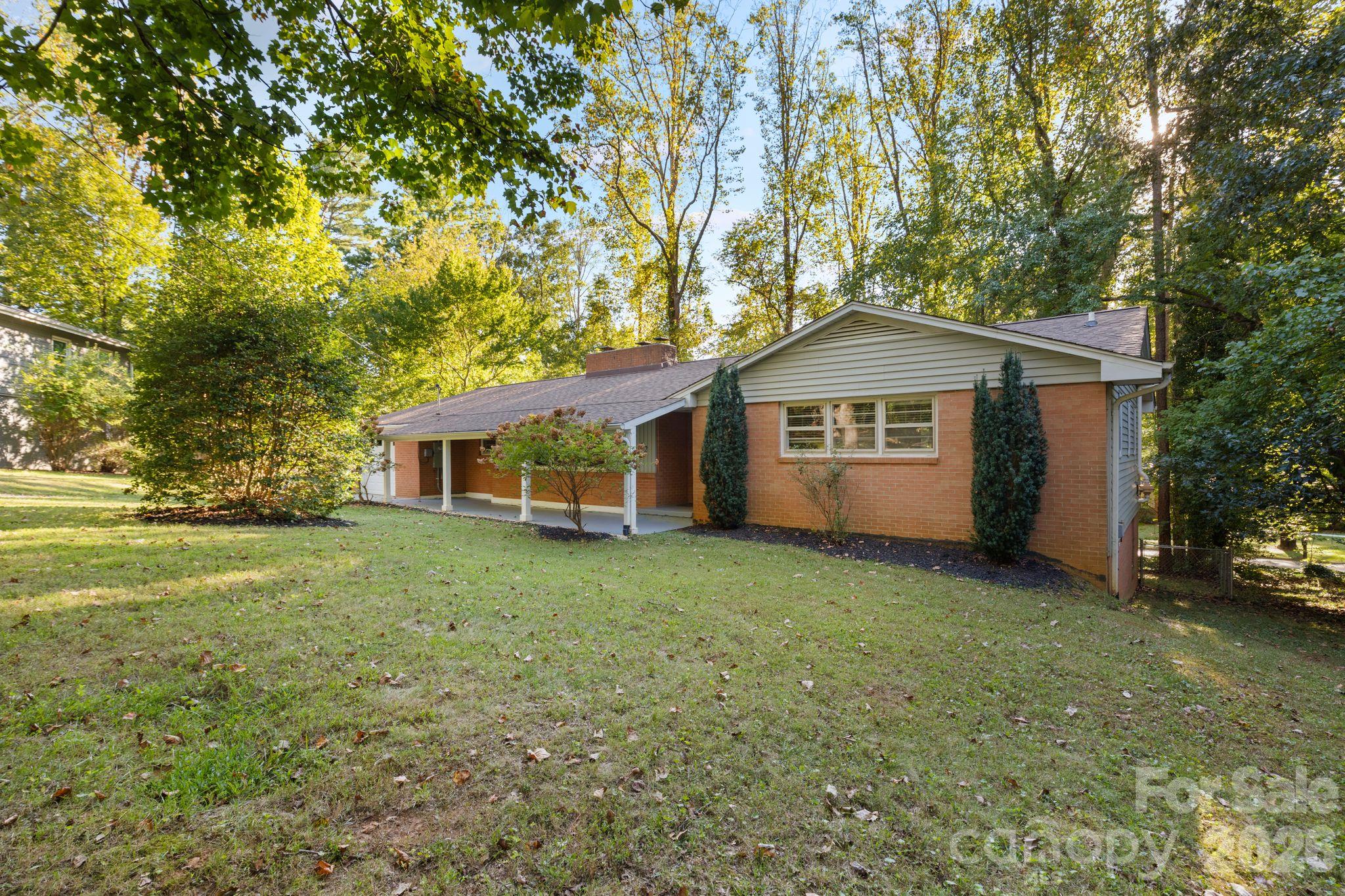 32 Oak Forest Drive