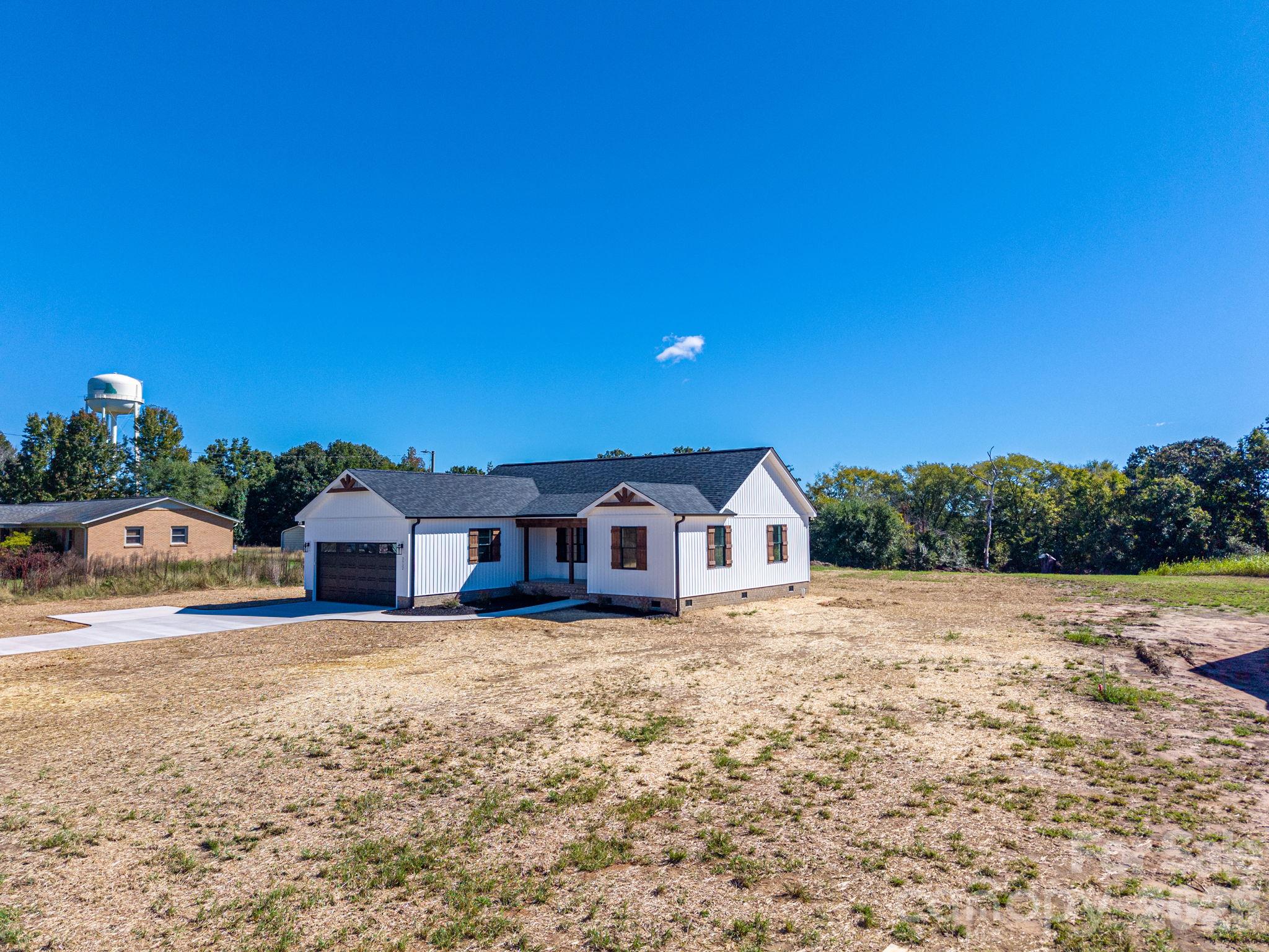 Front Right View - 3532 Fallston Road, Shelby