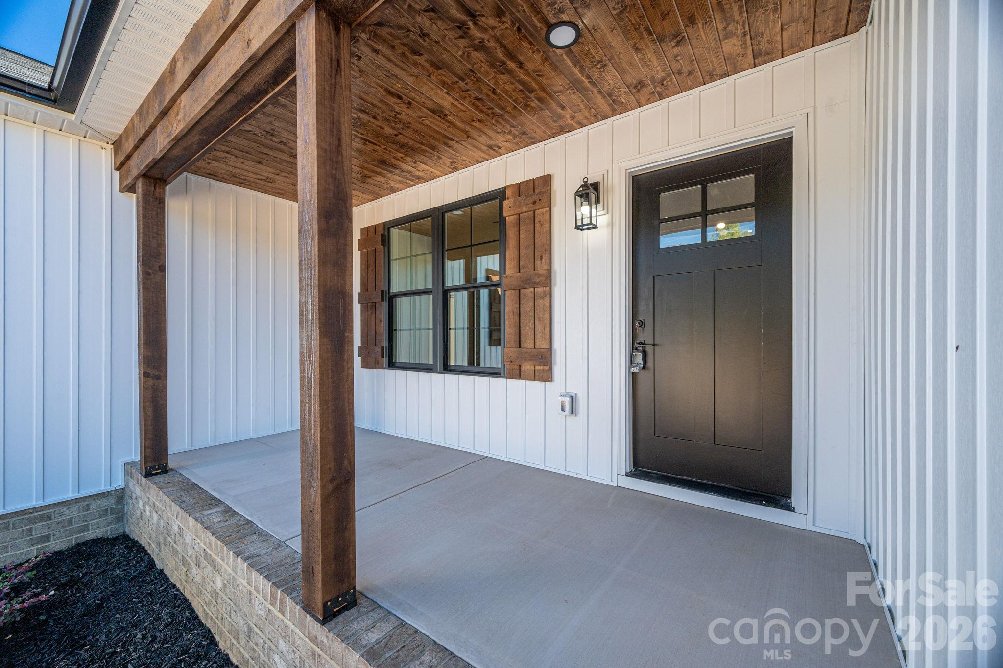 Front Porch - 3532 Fallston Road, Shelby