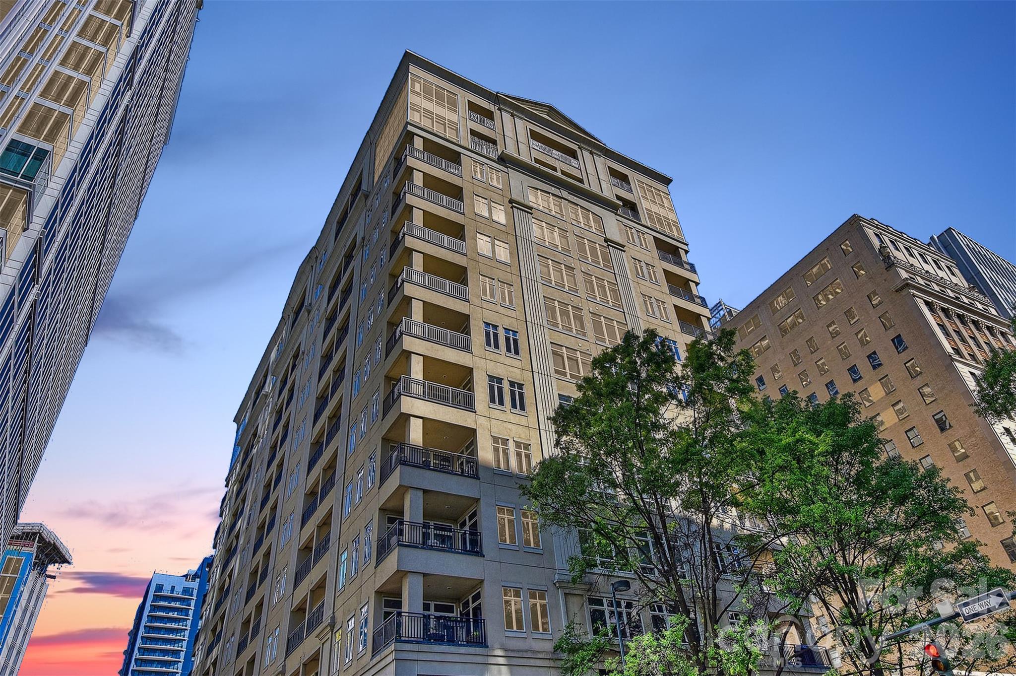 230 S Tryon Street