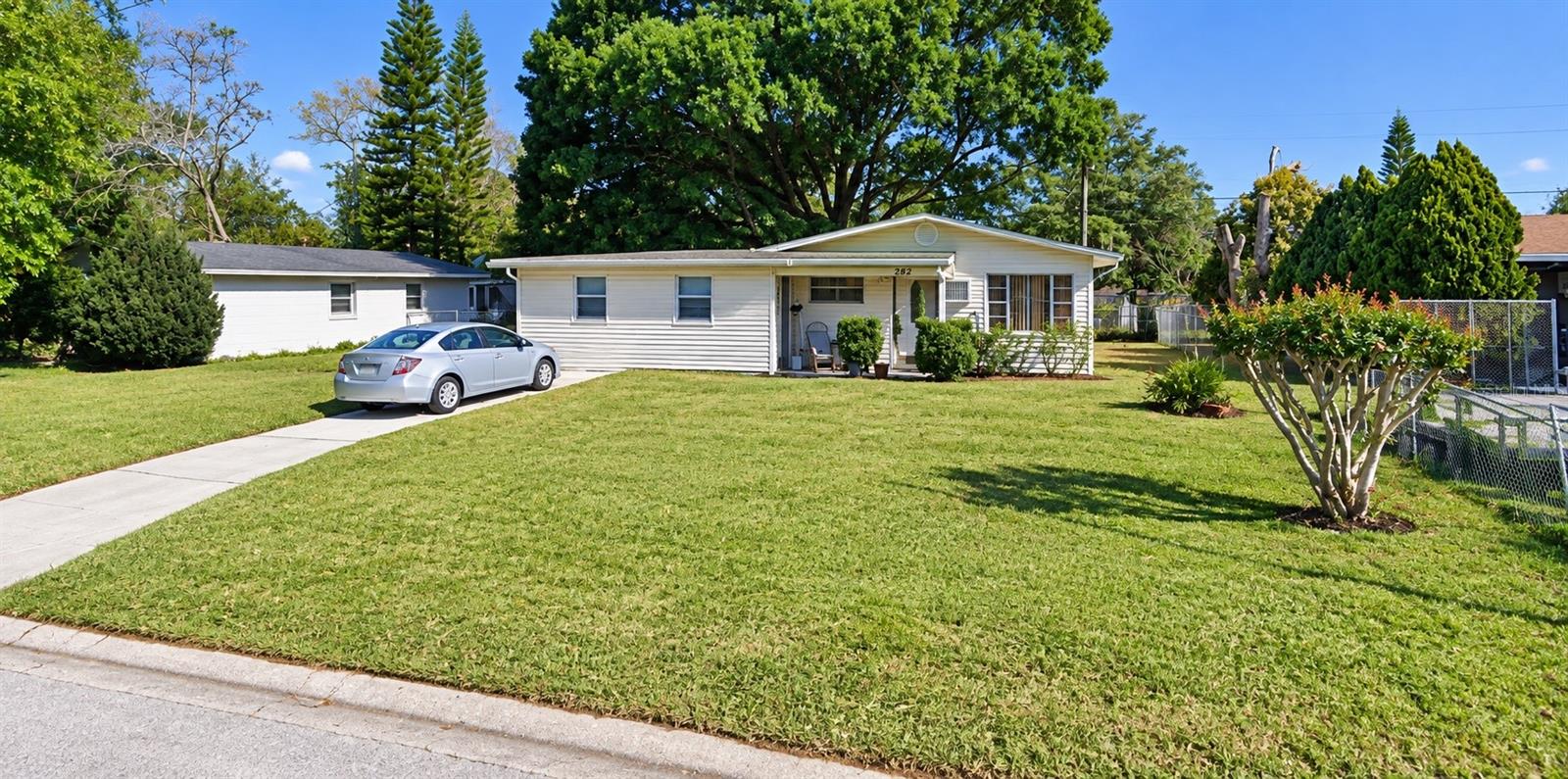 782 OAKLANDO DR