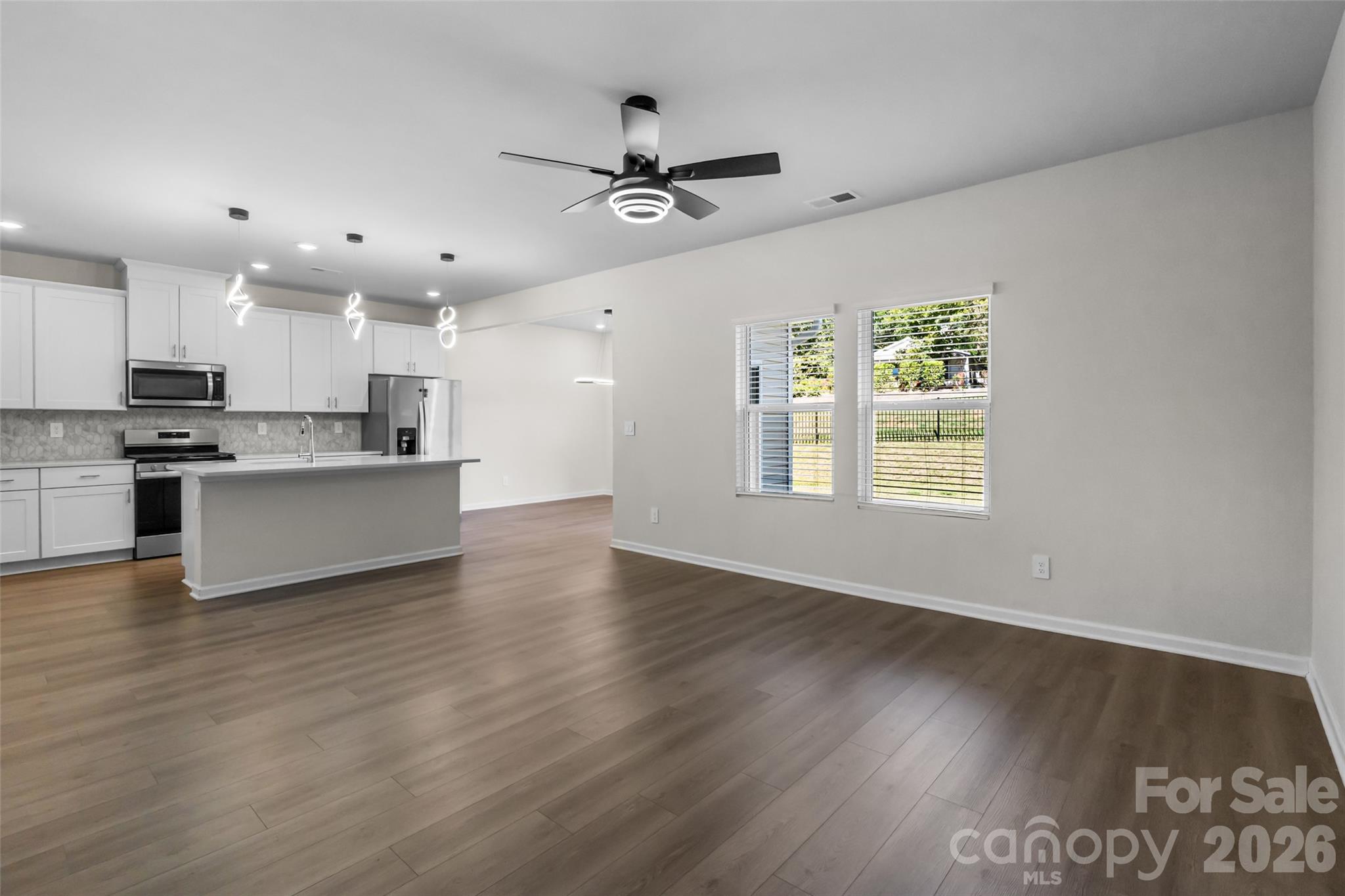 Single Family Residence at 380 Olympia Way, York, photo 6 of 43