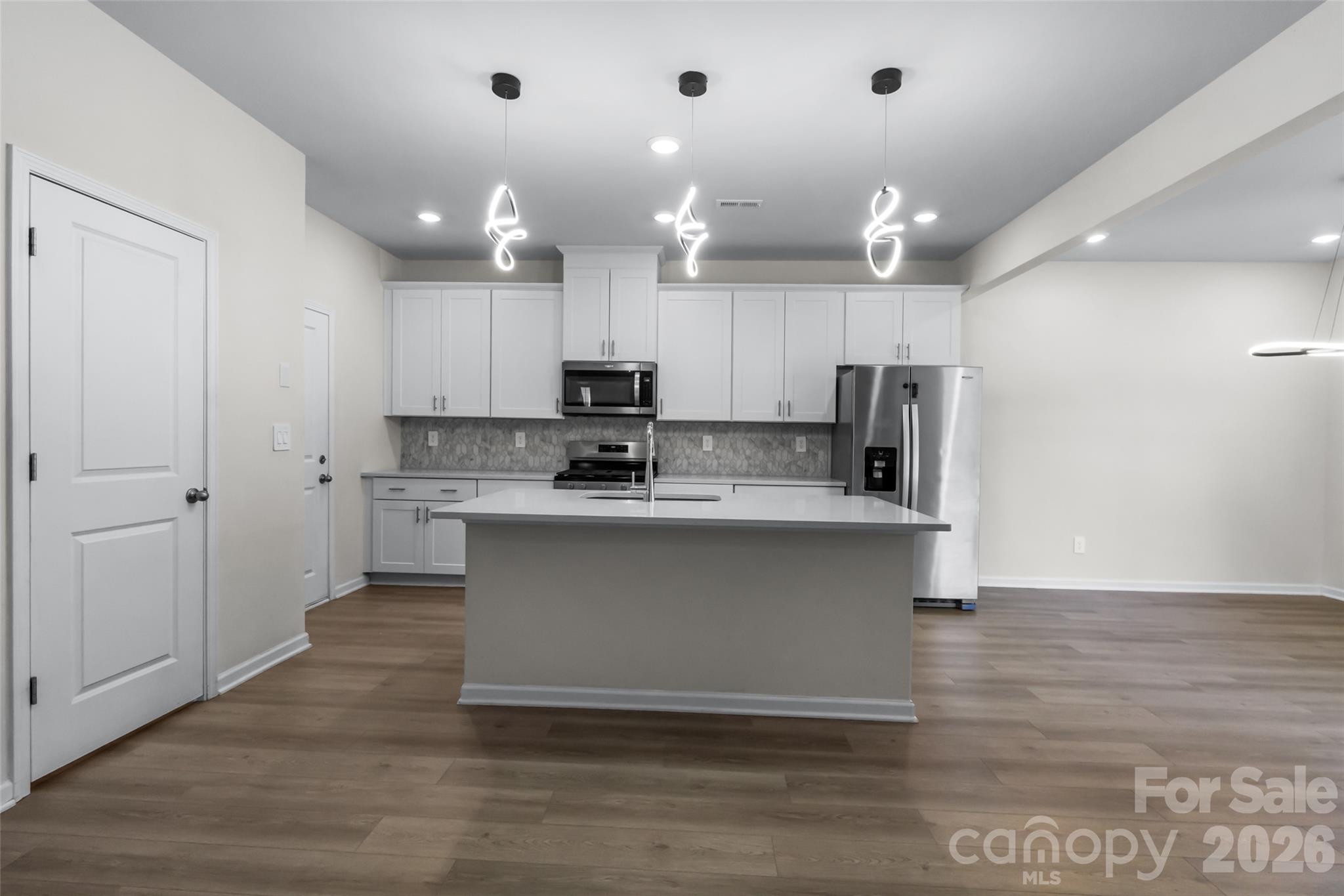 Single Family Residence at 380 Olympia Way, York, photo 10 of 43