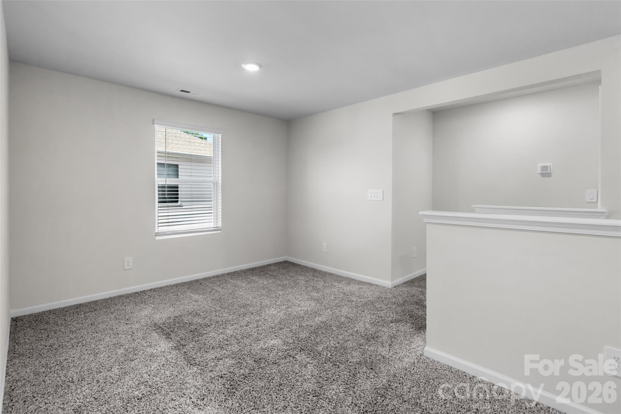 Loft - 380 Olympia Way, York