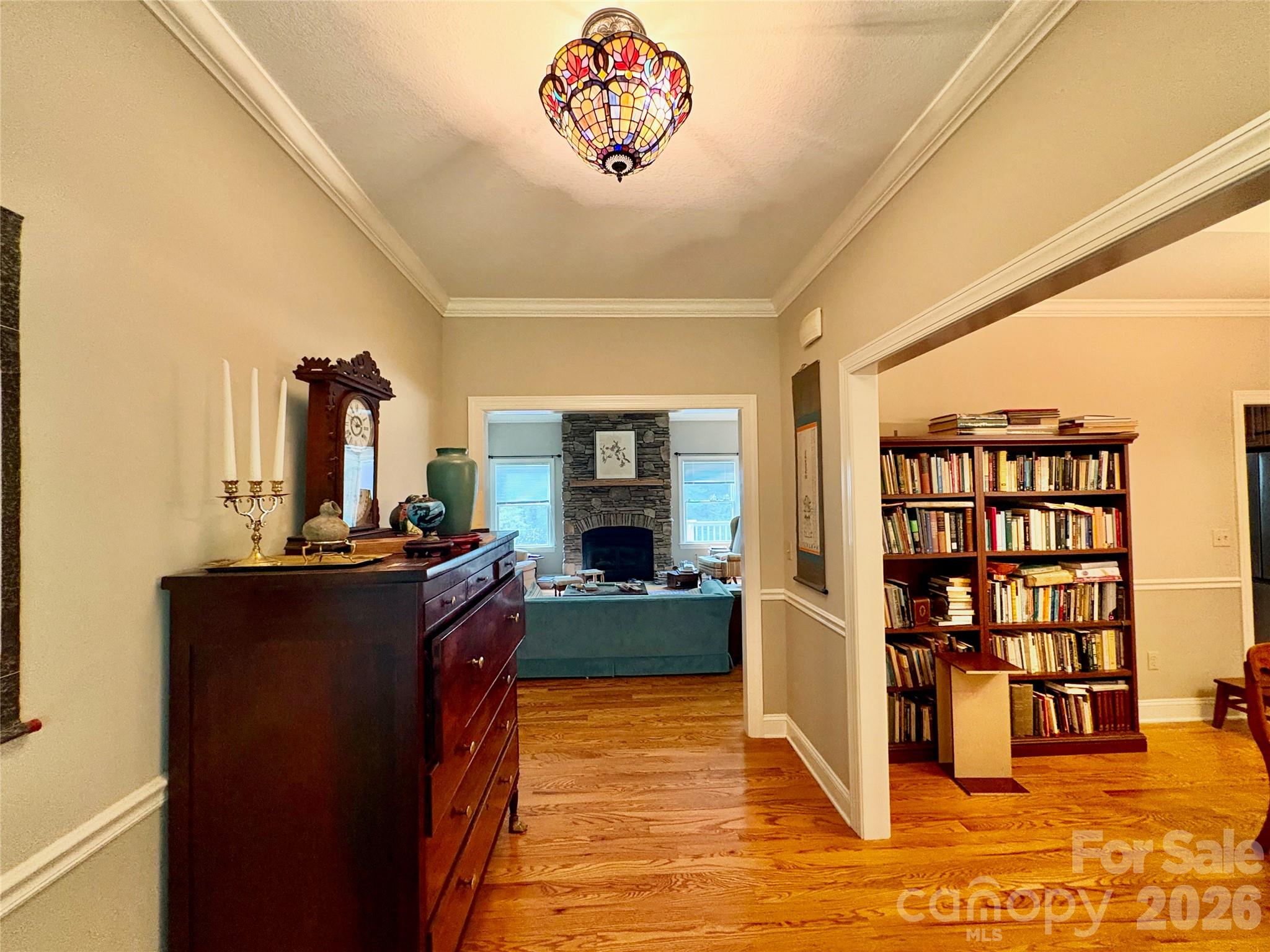 Single Family Residence at 502 Pace Road, Hendersonville, photo 5 of 40