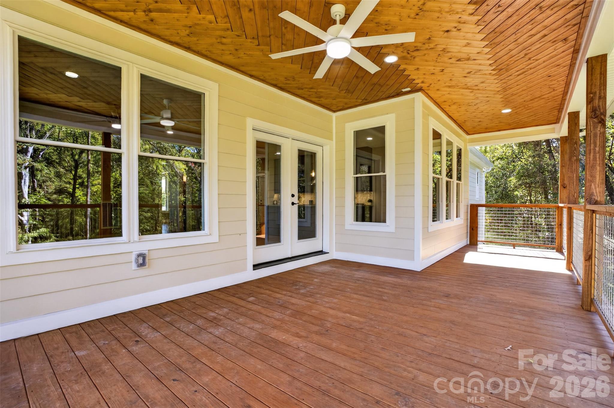 Can't you picture yourself here sipping coffee? - 160 Pumice Drive, Statesville