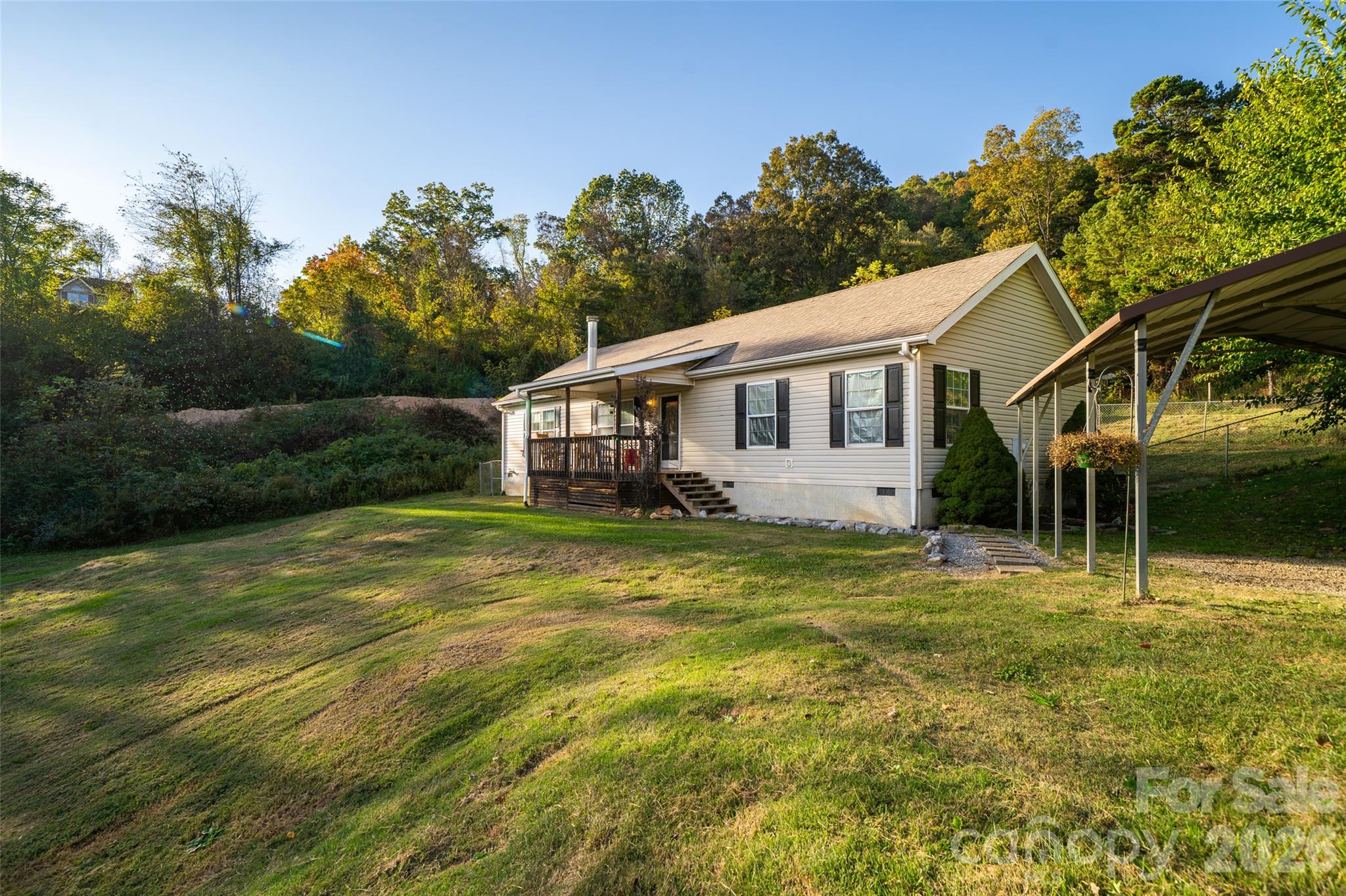 Single Family Residence at 23 Yorkie Drive, Clyde, photo 6 of 38