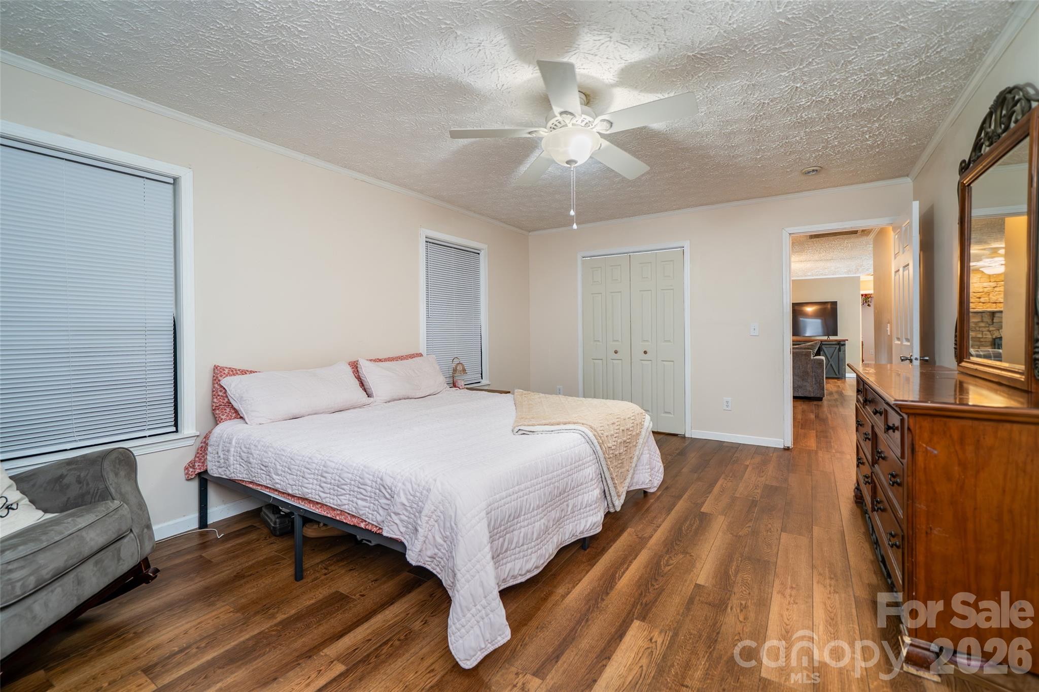 Single Family Residence at 23 Yorkie Drive, Clyde, photo 19 of 38