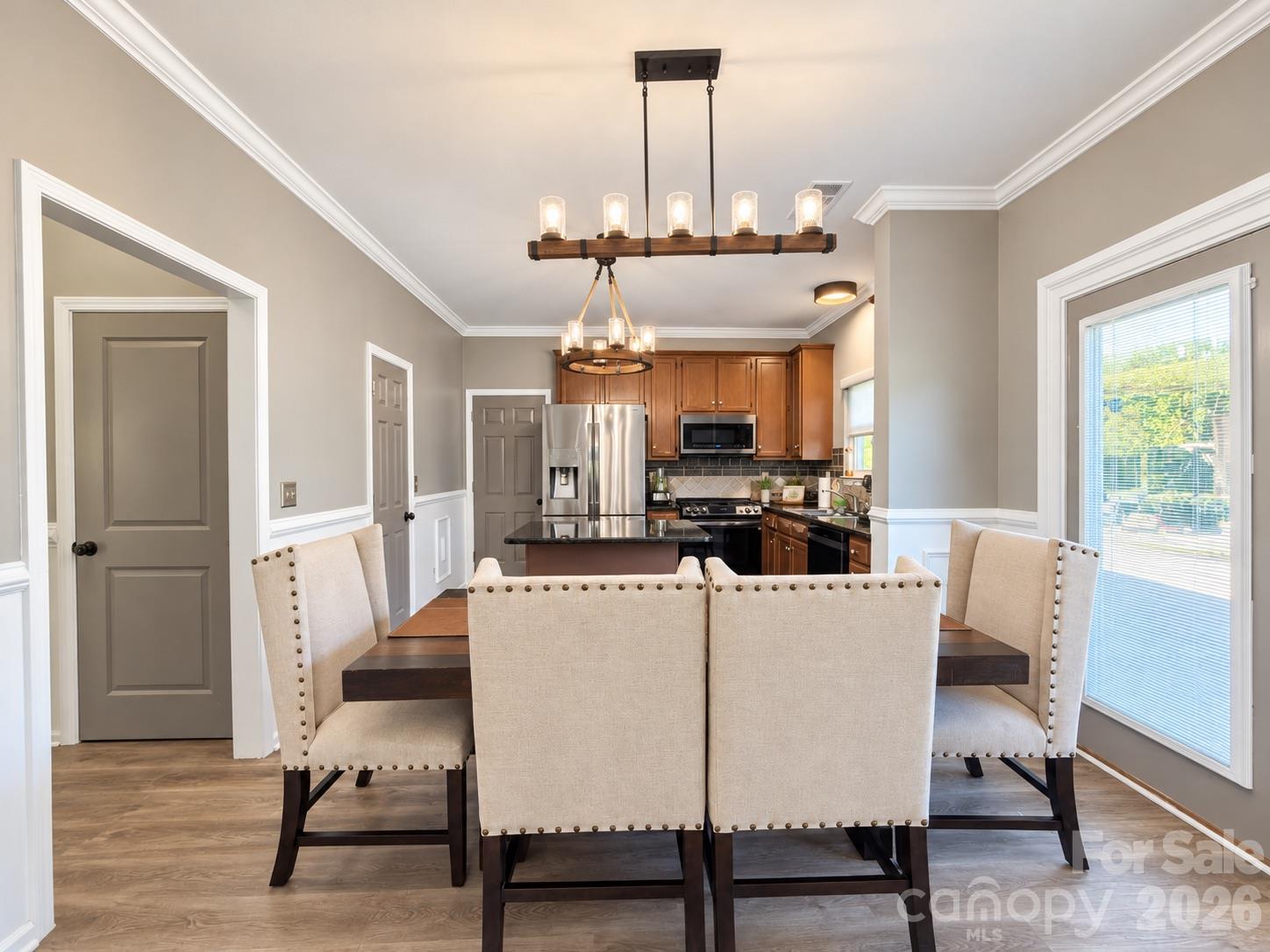 Single Family Residence at 1320 Gretna Green Drive, Charlotte, photo 8 of 26
