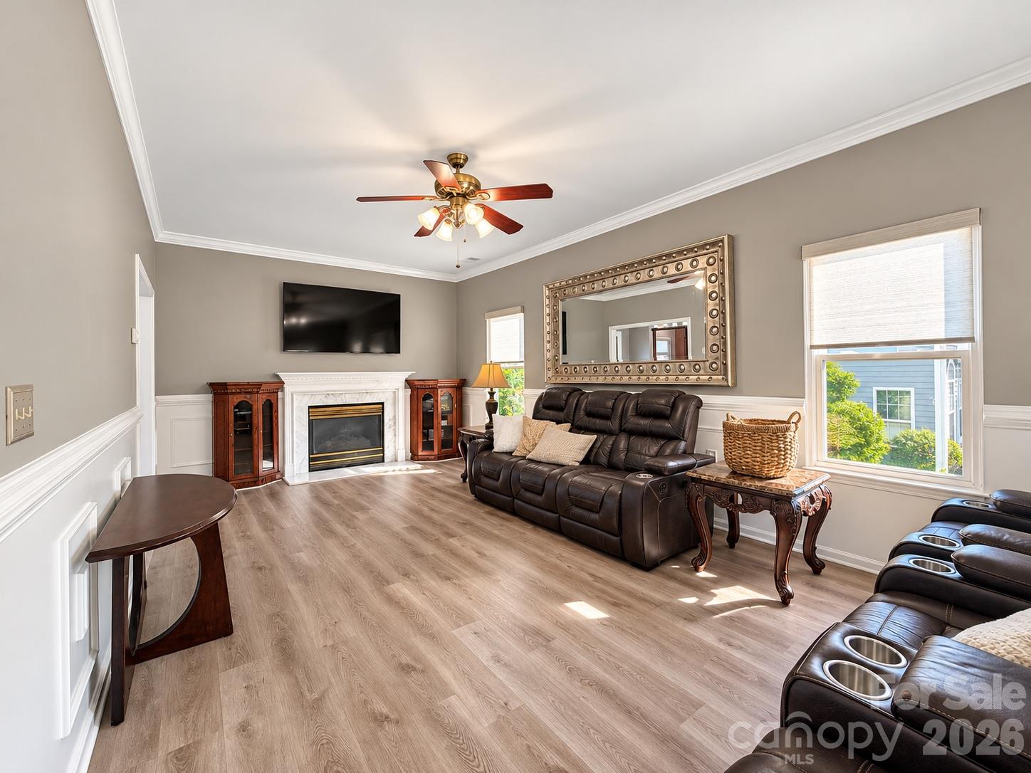 Single Family Residence at 1320 Gretna Green Drive, Charlotte, photo 4 of 26