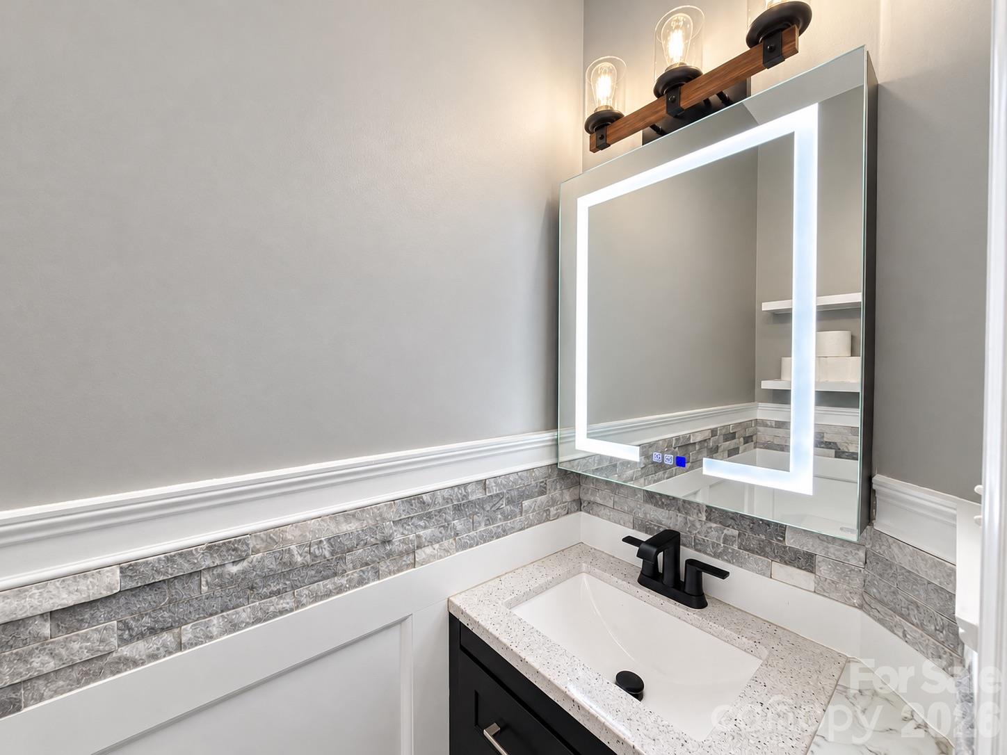 Single Family Residence at 1320 Gretna Green Drive, Charlotte, photo 10 of 26