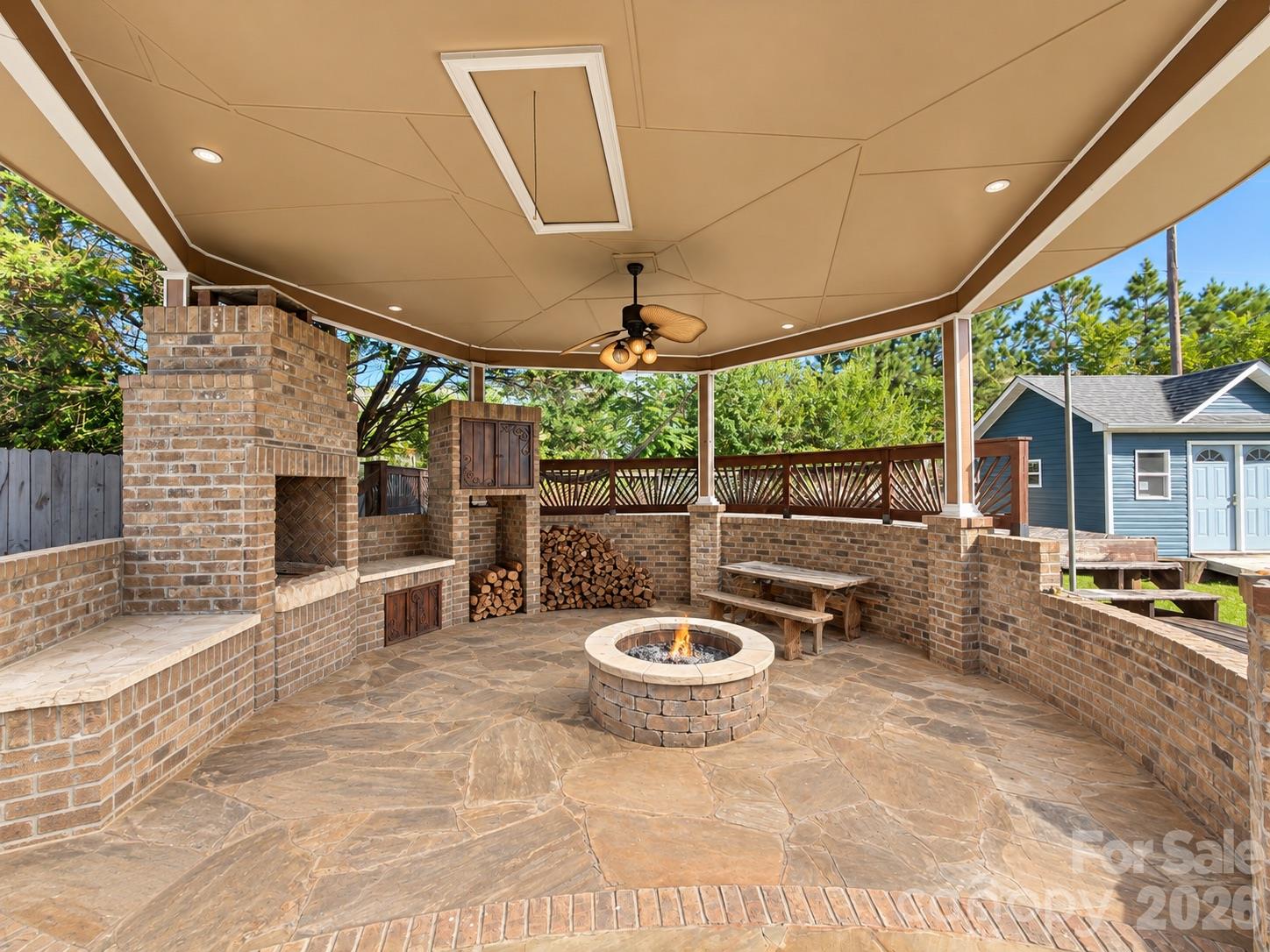 Single Family Residence at 1320 Gretna Green Drive, Charlotte, photo 20 of 26