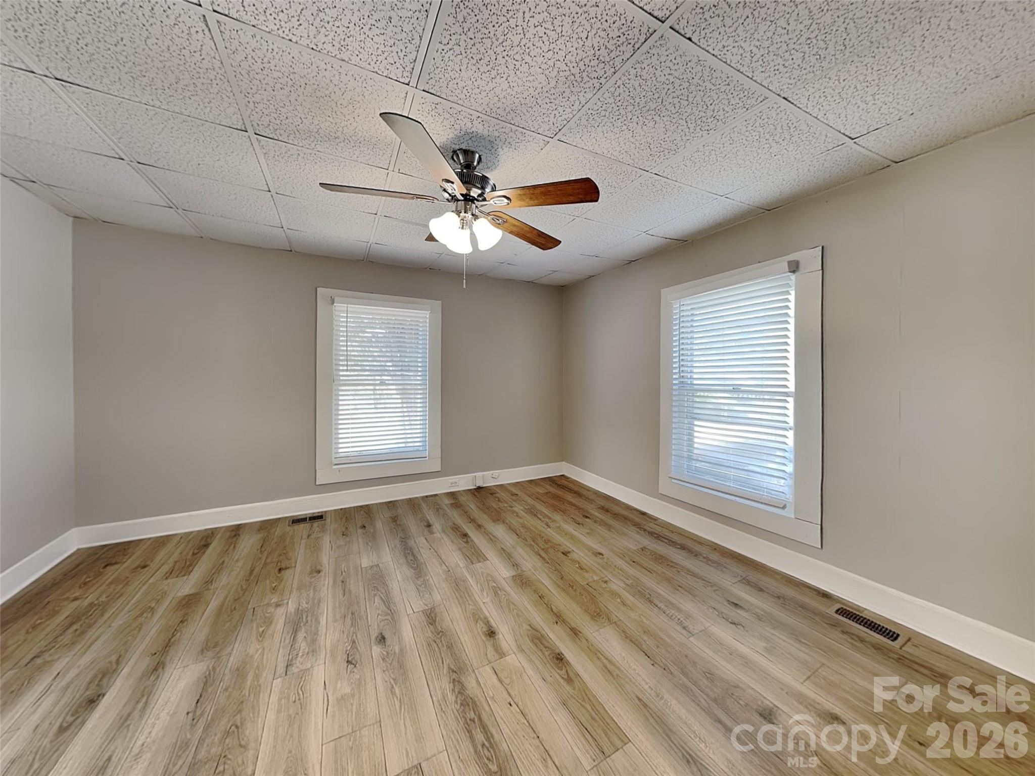 Single Family Residence at 404 E Mills Avenue, Mooresville, photo 8 of 20