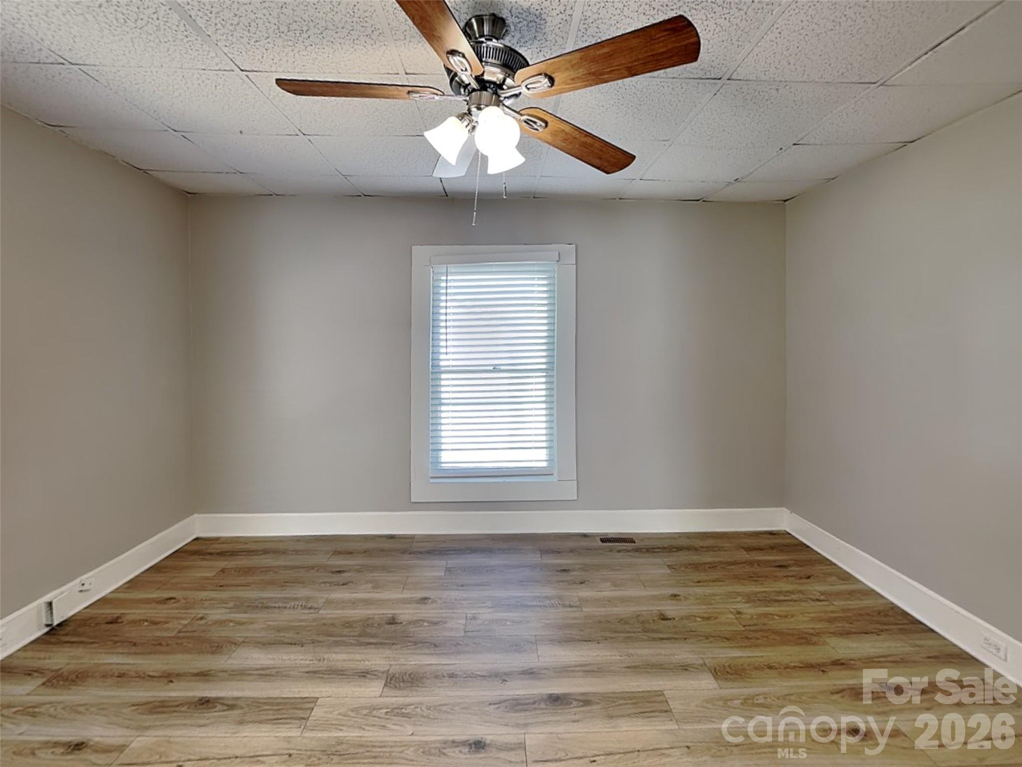 Single Family Residence at 404 E Mills Avenue, Mooresville, photo 9 of 20