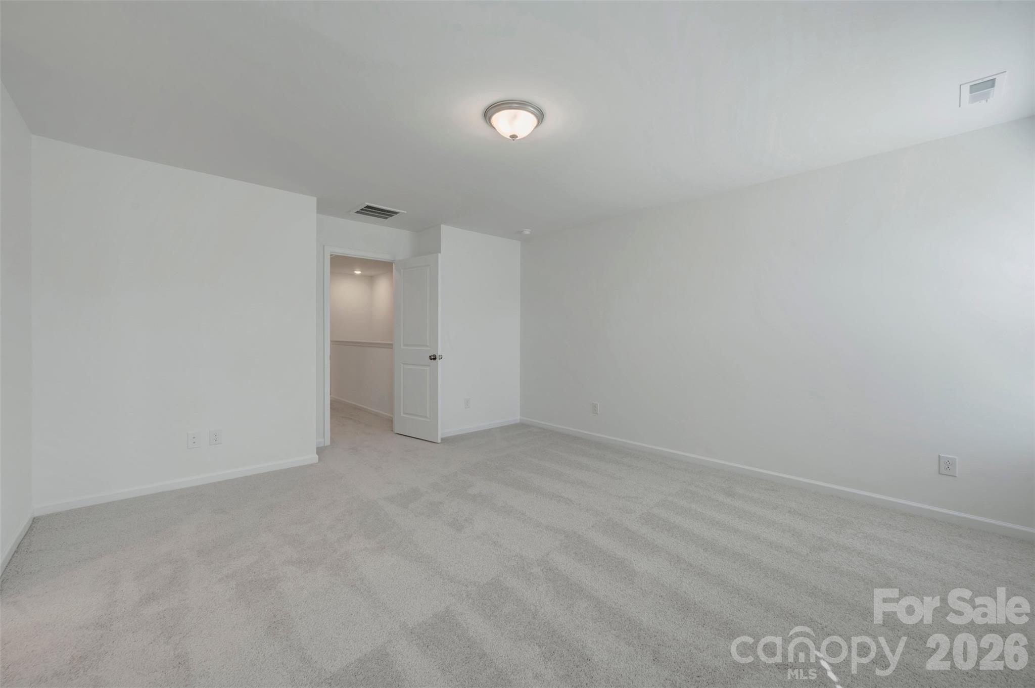 Owner's suite - 783 Kitfox Drive NW, Concord