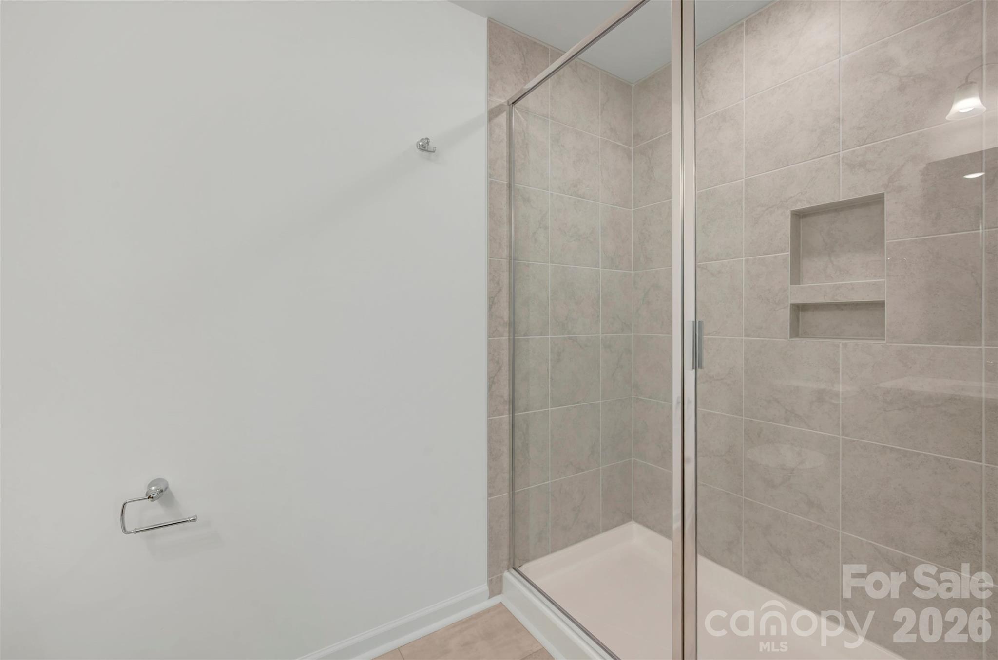 Owner's suite - 783 Kitfox Drive NW, Concord