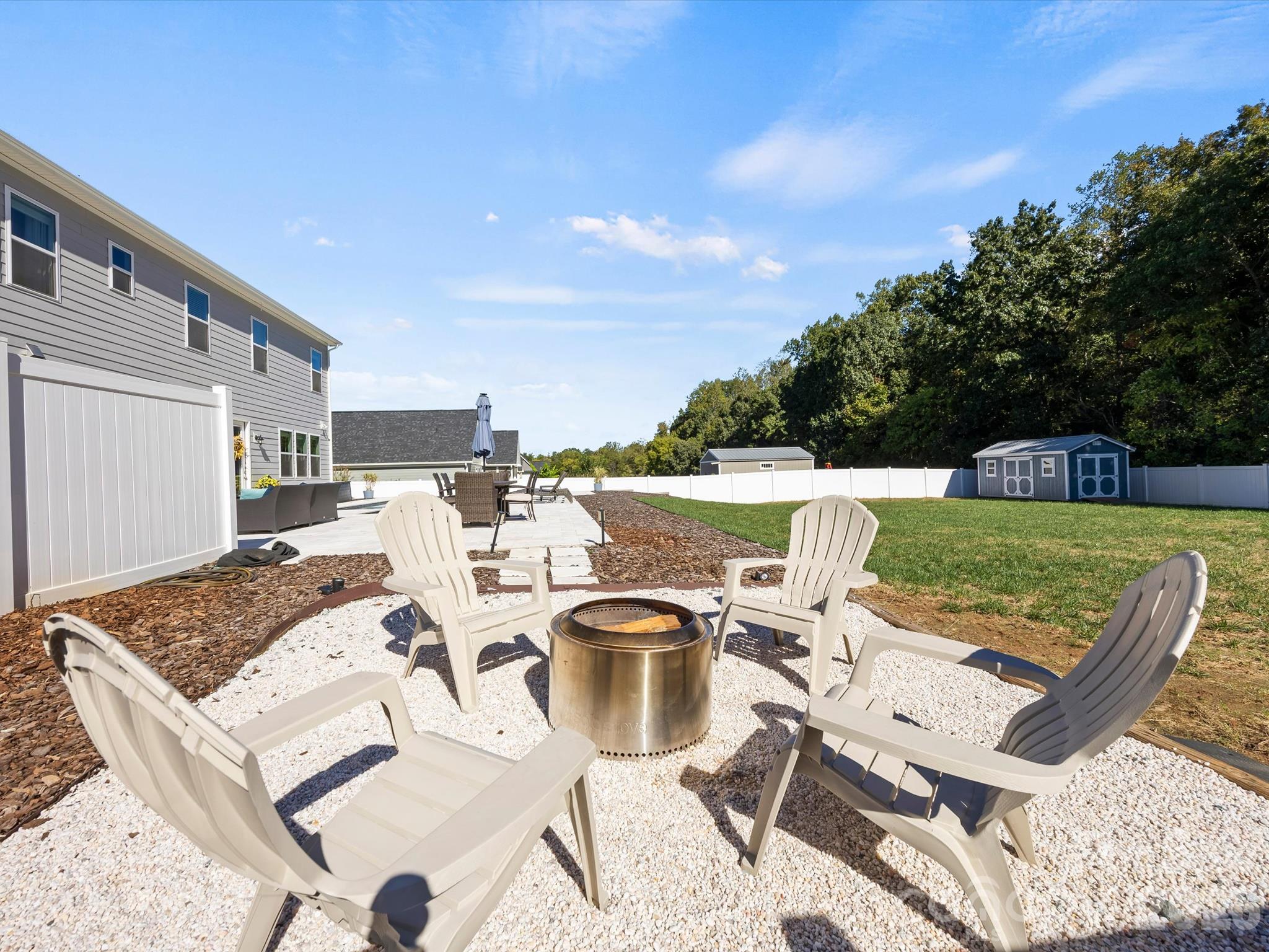 Single Family Residence at 1305 Coppergate Drive, Salisbury, photo 13 of 47