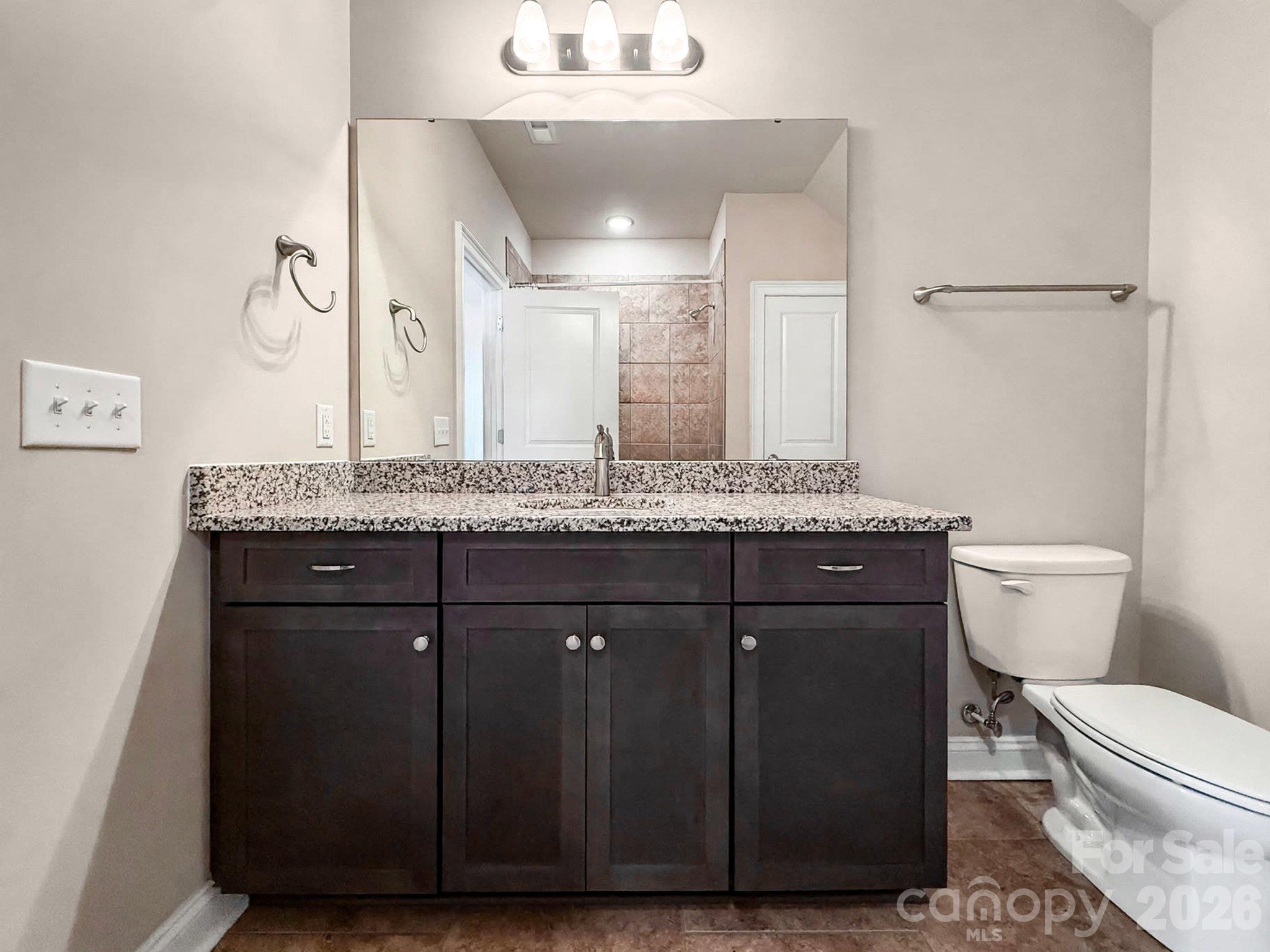 Upstairs full bath with granite vanity - 2050 Laney Pond Road, Matthews