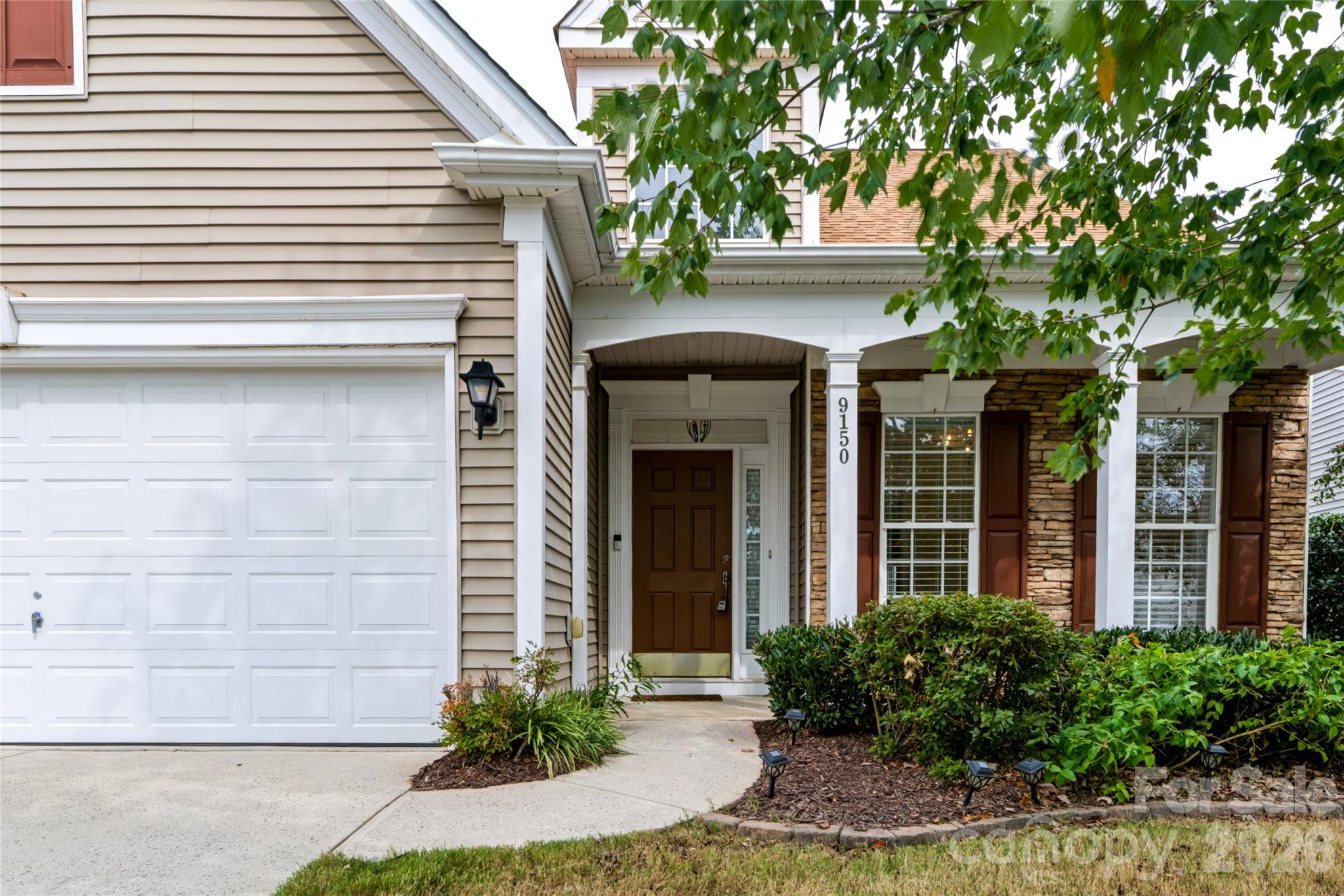 Single Family Residence at 9150 Beaver Brook Way, Charlotte, photo 3 of 31