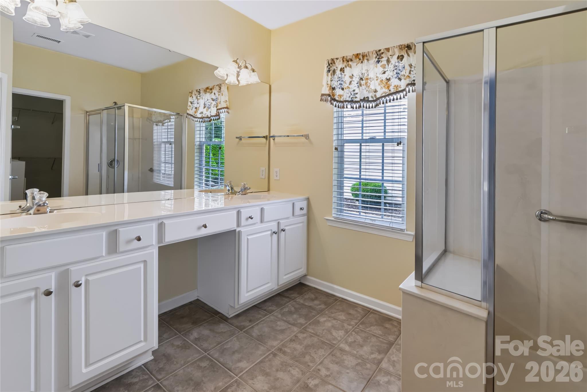 Single Family Residence at 9150 Beaver Brook Way, Charlotte, photo 15 of 31