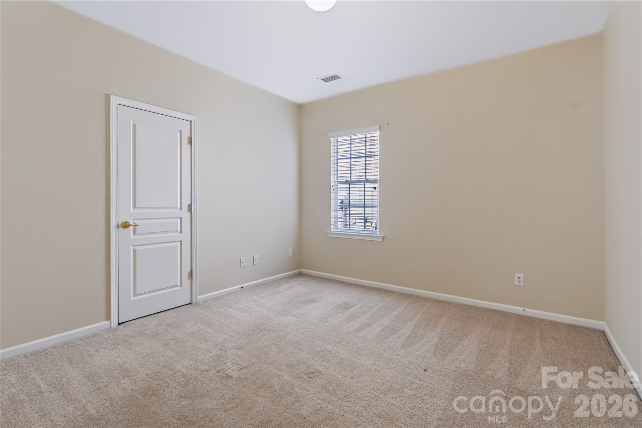 Single Family Residence at 9150 Beaver Brook Way, Charlotte, photo 19 of 31
