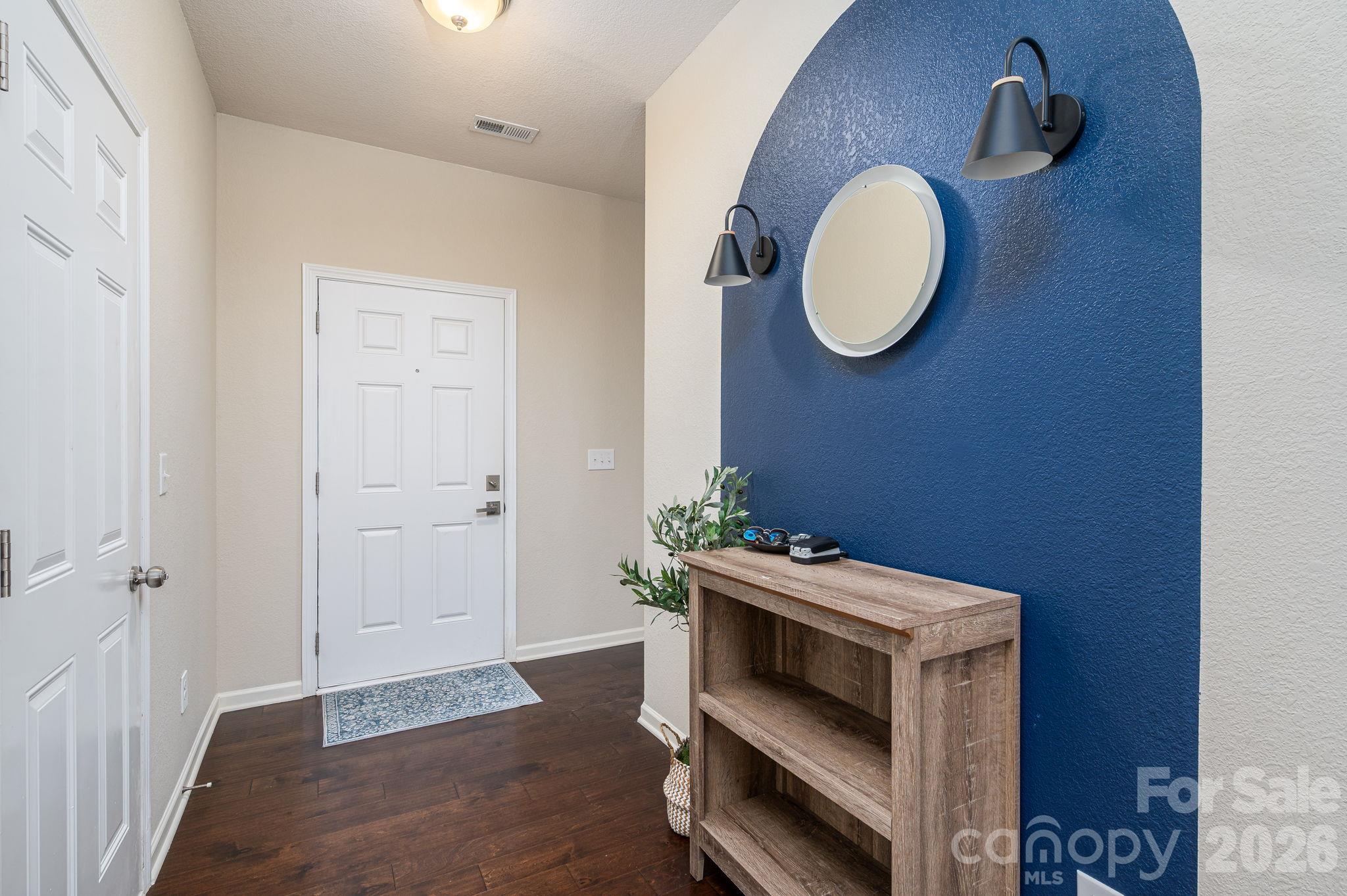 Single Family Residence at 9012 Avery Meadows Drive, Charlotte, photo 7 of 30