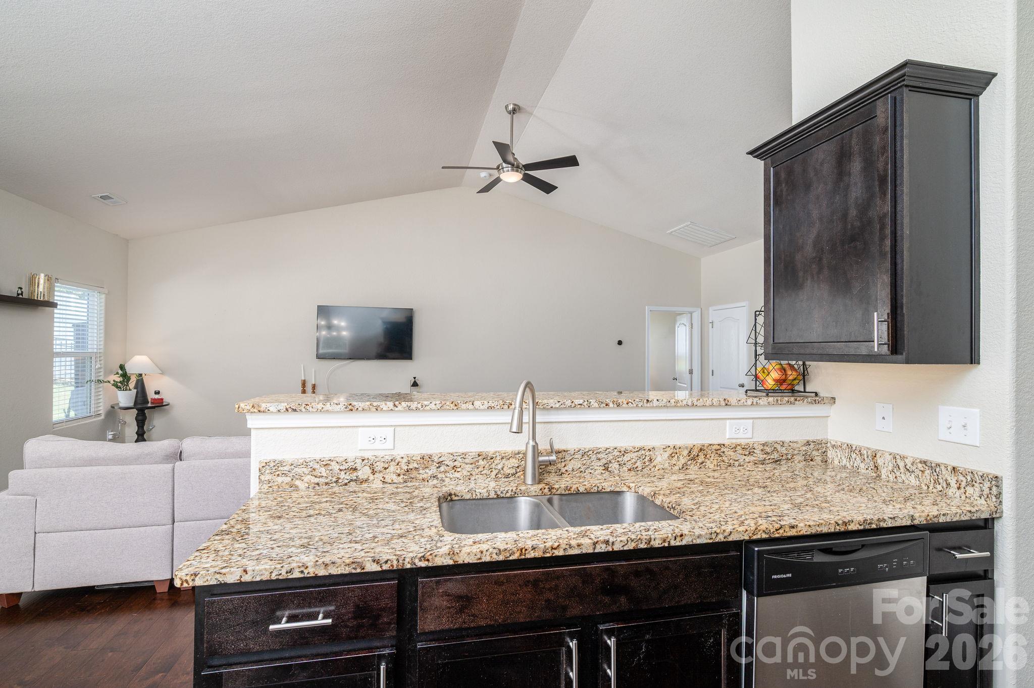 Single Family Residence at 9012 Avery Meadows Drive, Charlotte, photo 11 of 30