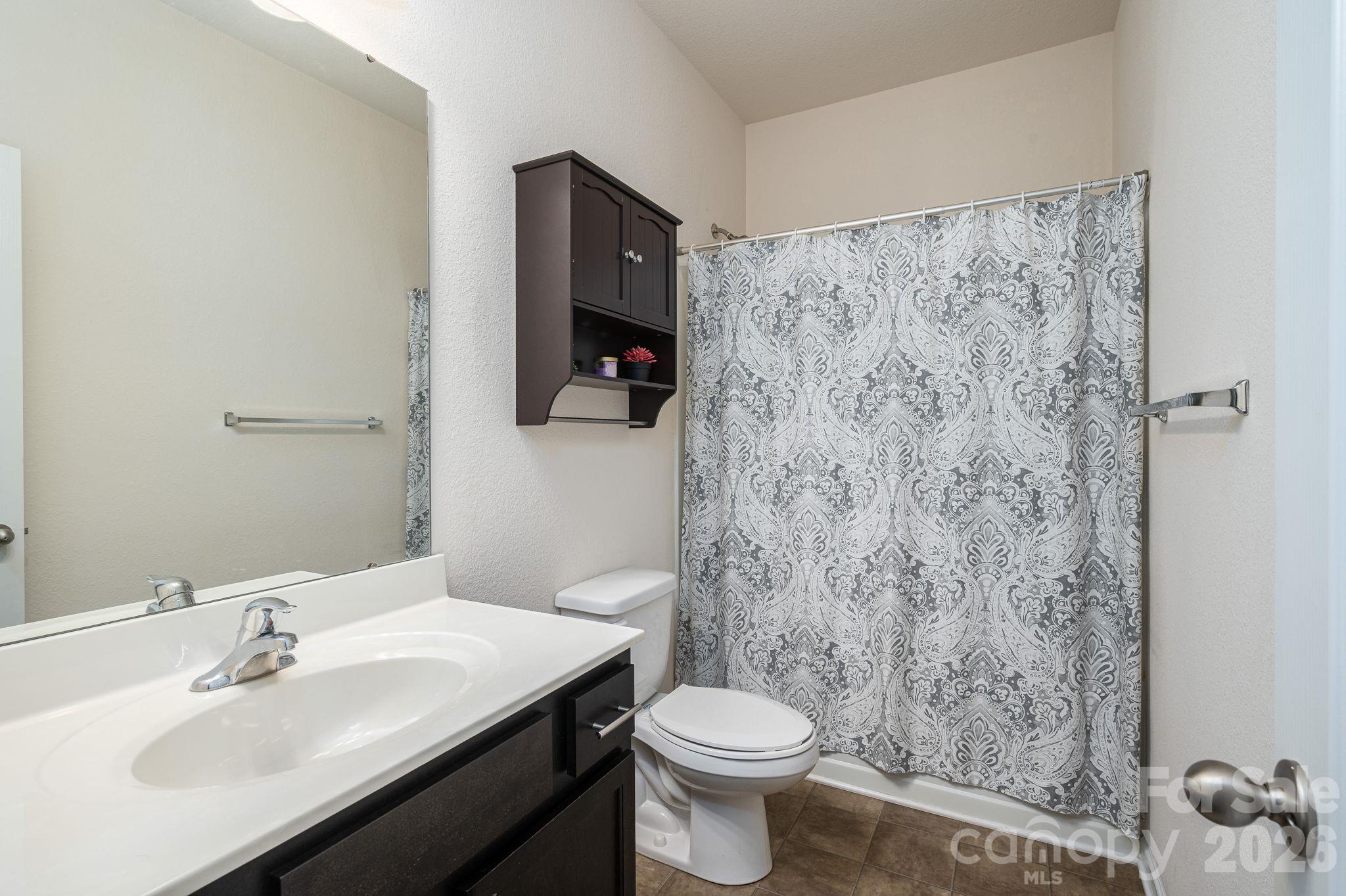 Single Family Residence at 9012 Avery Meadows Drive, Charlotte, photo 21 of 30