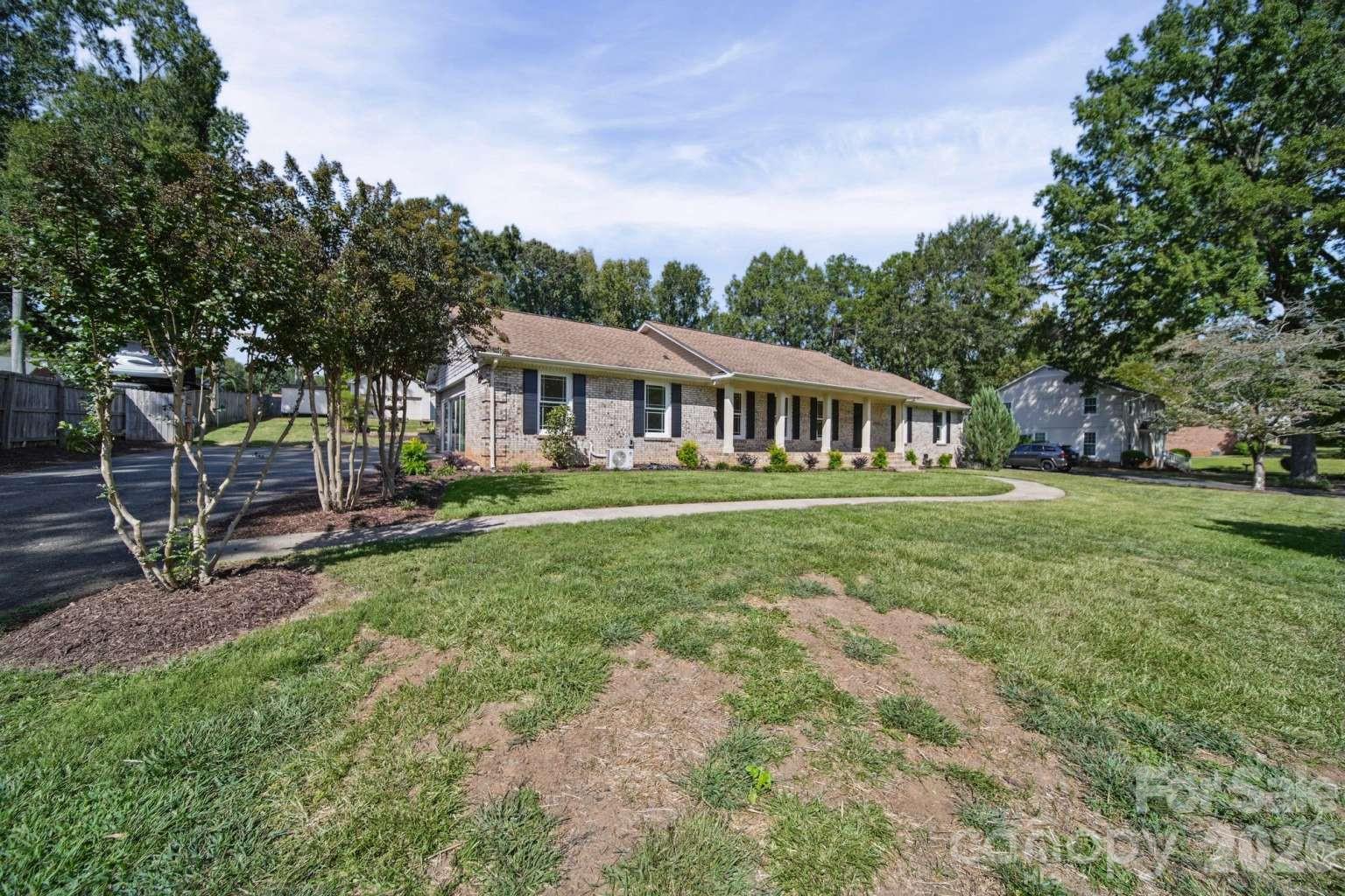 Single Family Residence at 7301 Pine Lake Lane, Mint Hill, photo 35 of 44