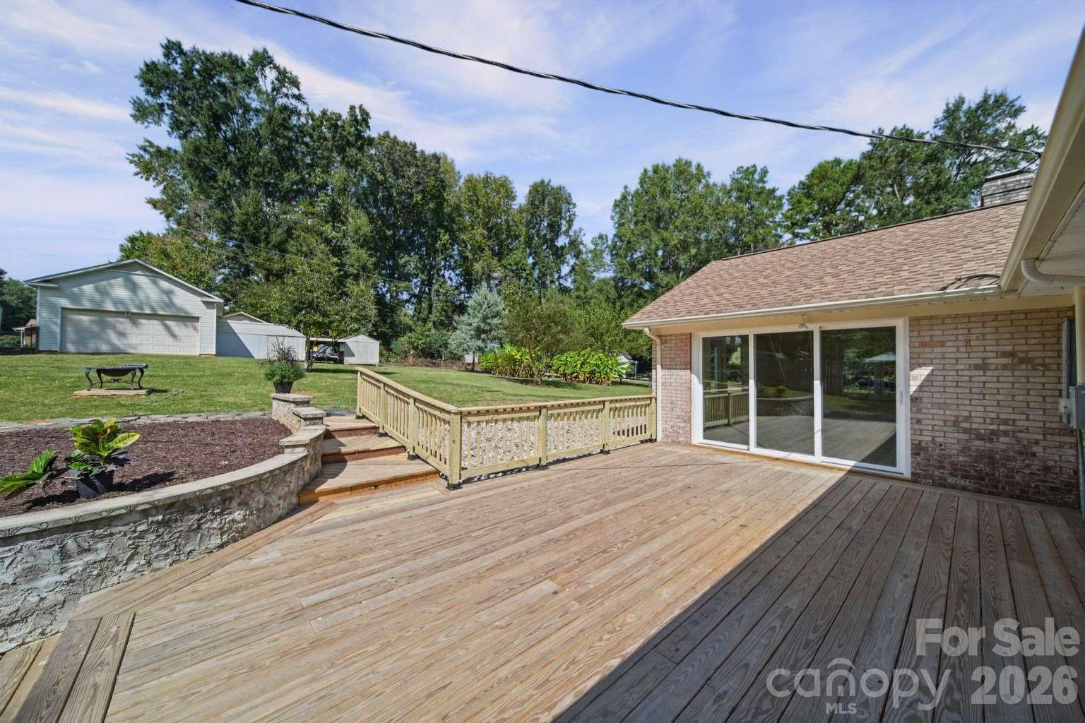 Single Family Residence at 7301 Pine Lake Lane, Mint Hill, photo 39 of 44