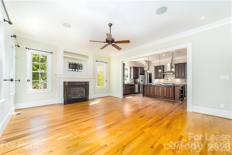 Single Family Residence at 10116 Roosevelt Drive, Huntersville, photo 6 of 23