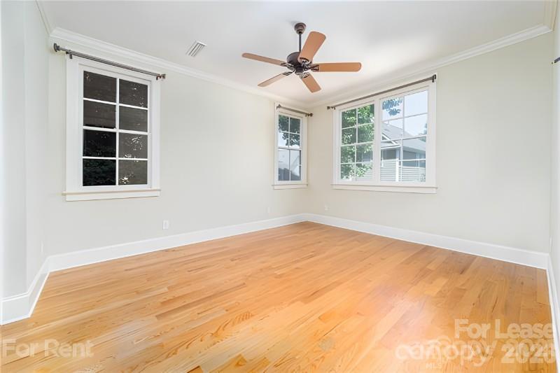 Single Family Residence at 10116 Roosevelt Drive, Huntersville, photo 10 of 23