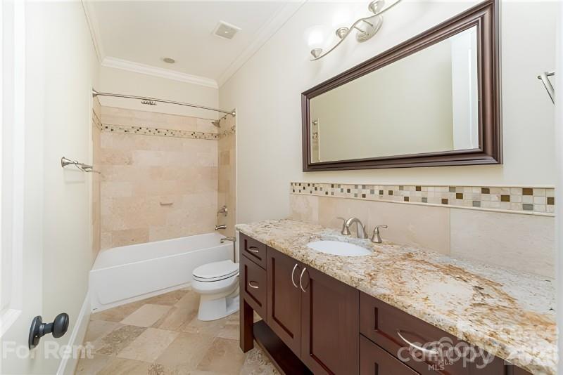 Single Family Residence at 10116 Roosevelt Drive, Huntersville, photo 16 of 23