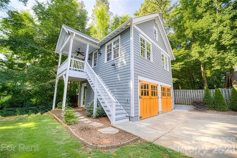 Single Family Residence at 10116 Roosevelt Drive, Huntersville, photo 19 of 23