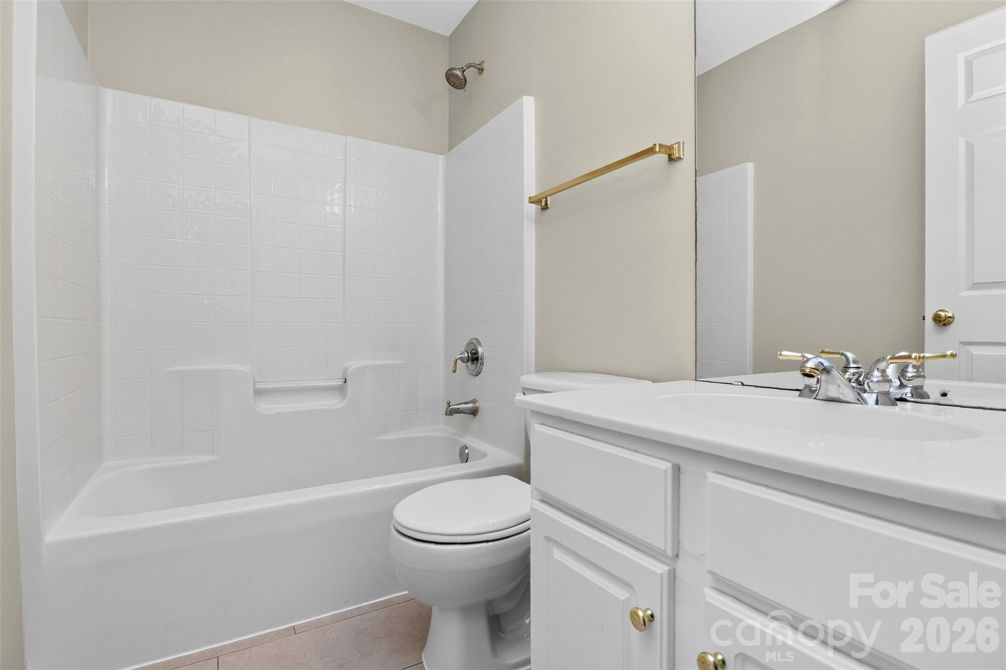 Full Bath - 6617 Haddonfield Place, Charlotte