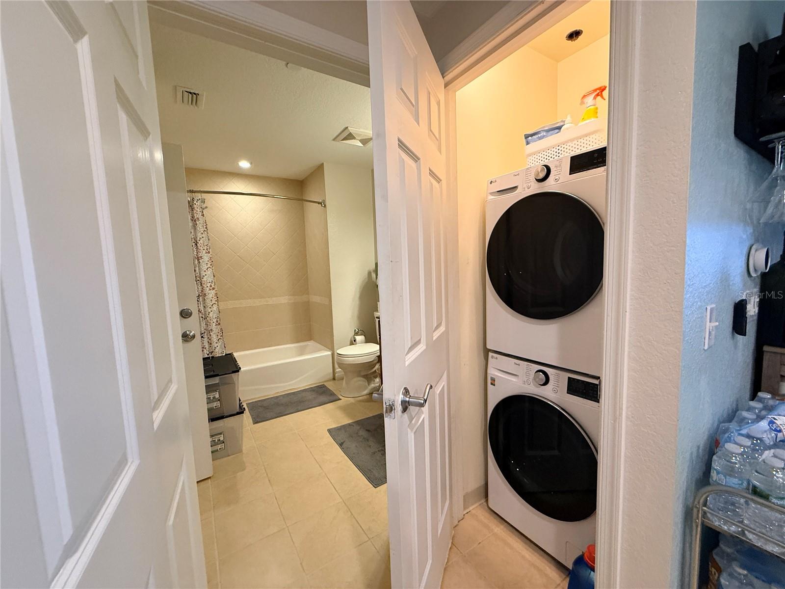 Condominium at 1100 SUNSET VIEW CIR S #304, KISSIMMEE, photo 27 of 57
