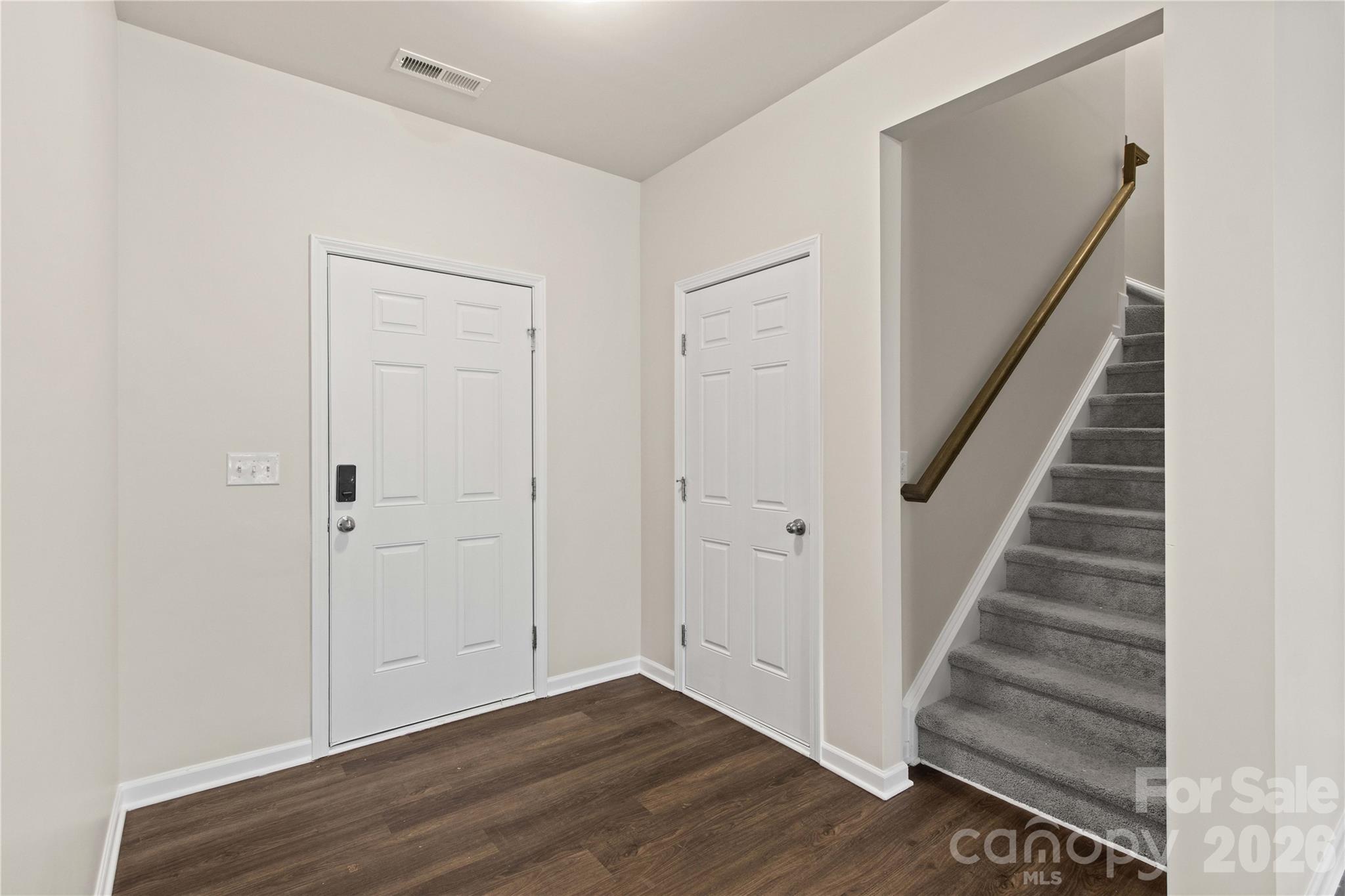 Single Family Residence at 133 Sandtrap Drive, Statesville, photo 3 of 38