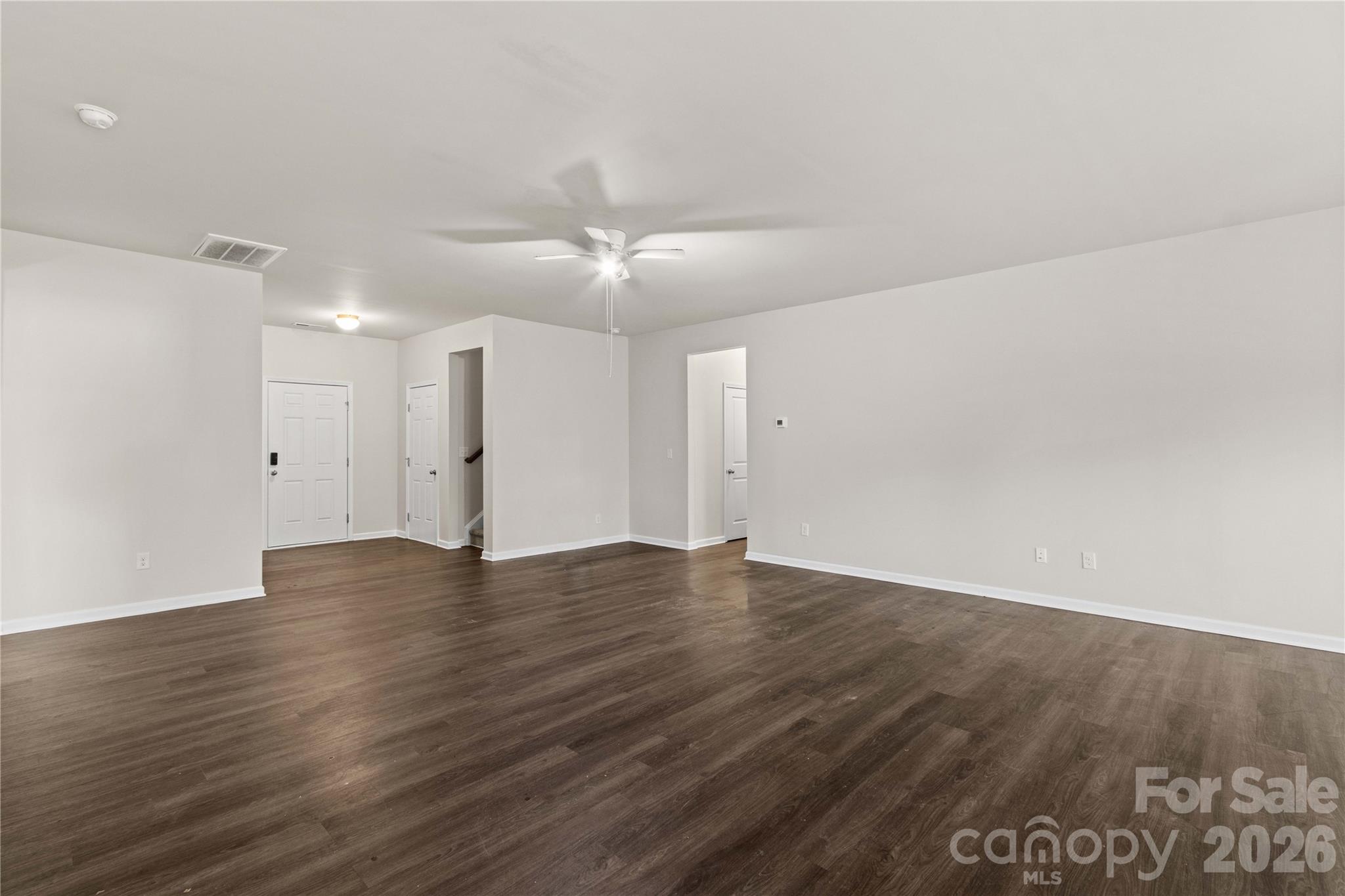 Single Family Residence at 133 Sandtrap Drive, Statesville, photo 7 of 38